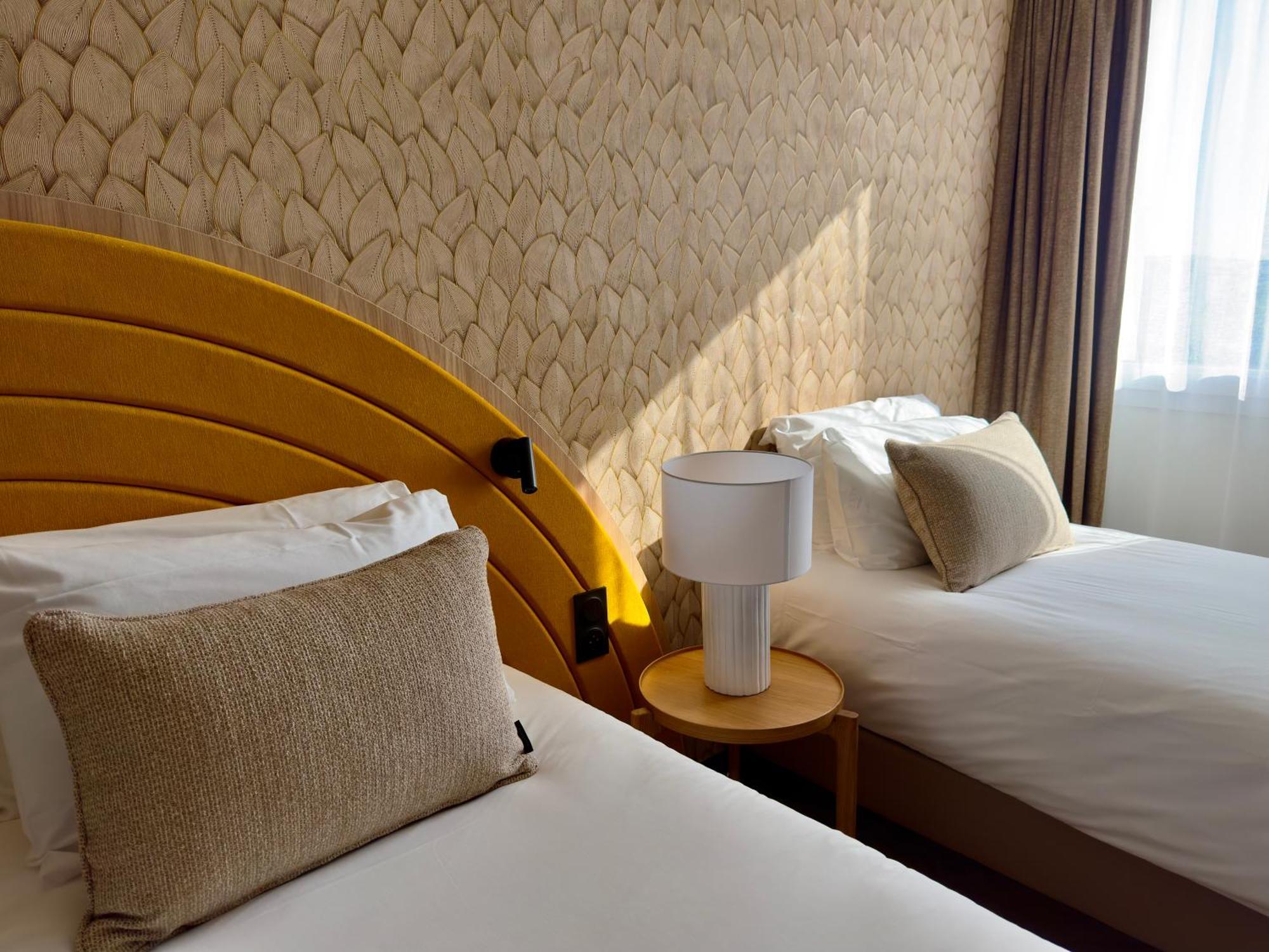 Privilege Room with One Double Bed and One Single Sofa Bed,1739372148:JPEG