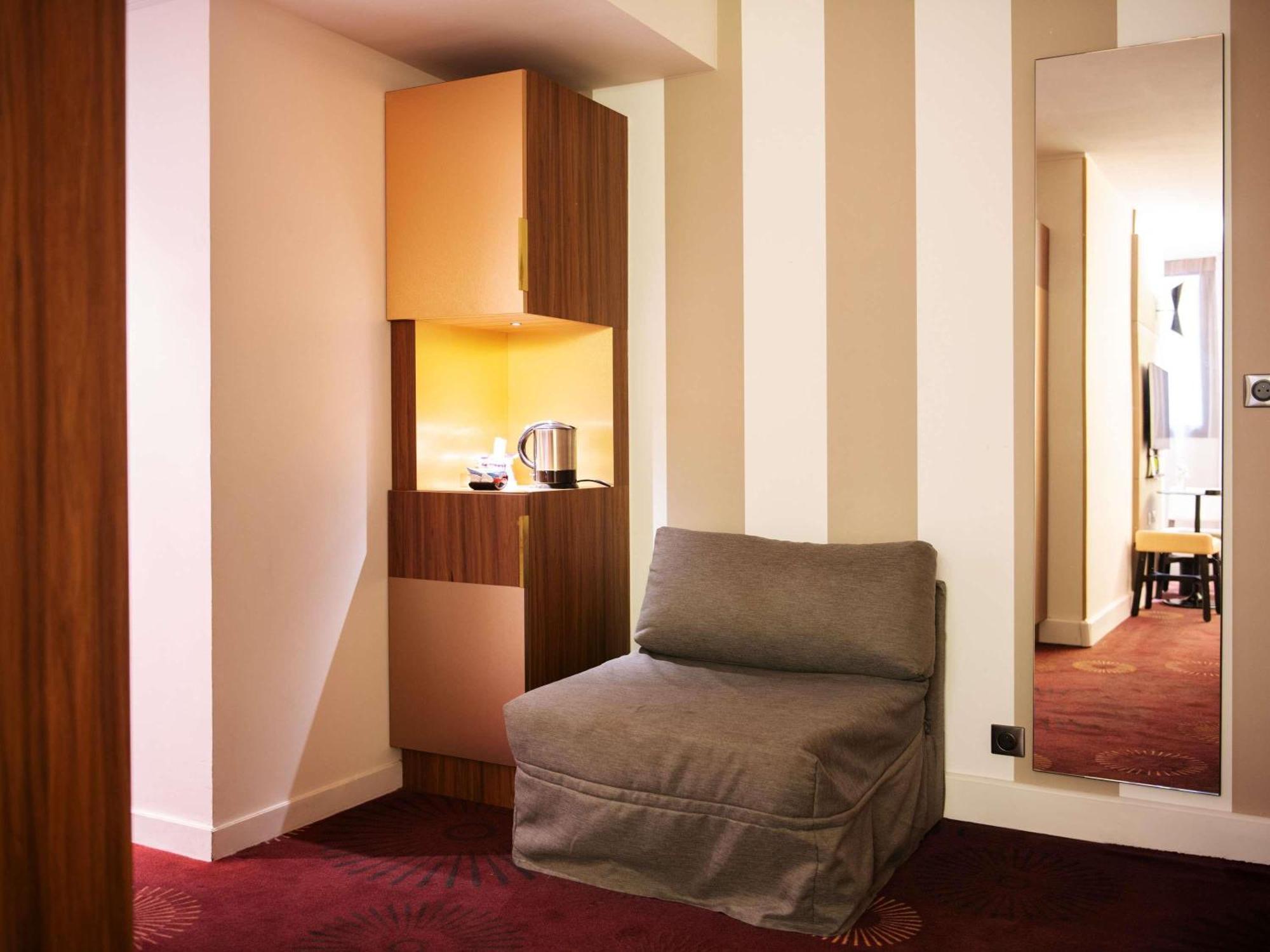 Classic Zimmer mit Doppelbett und Schlafsofa für 1 Person