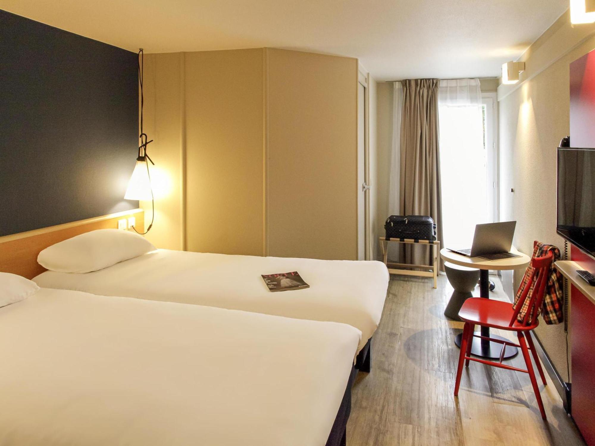 Standard Twin Room,1704880484:JPEG