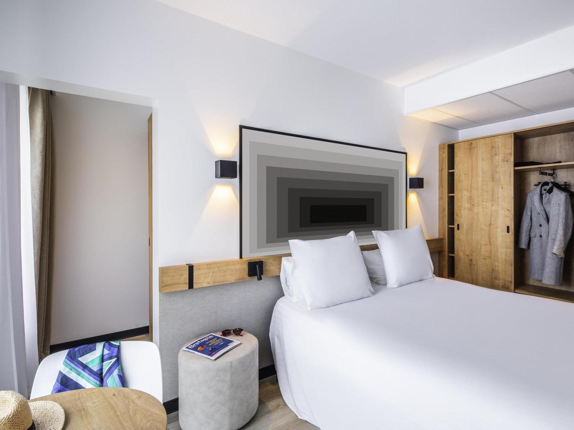 Standard Double Room,1704918056:JPEG