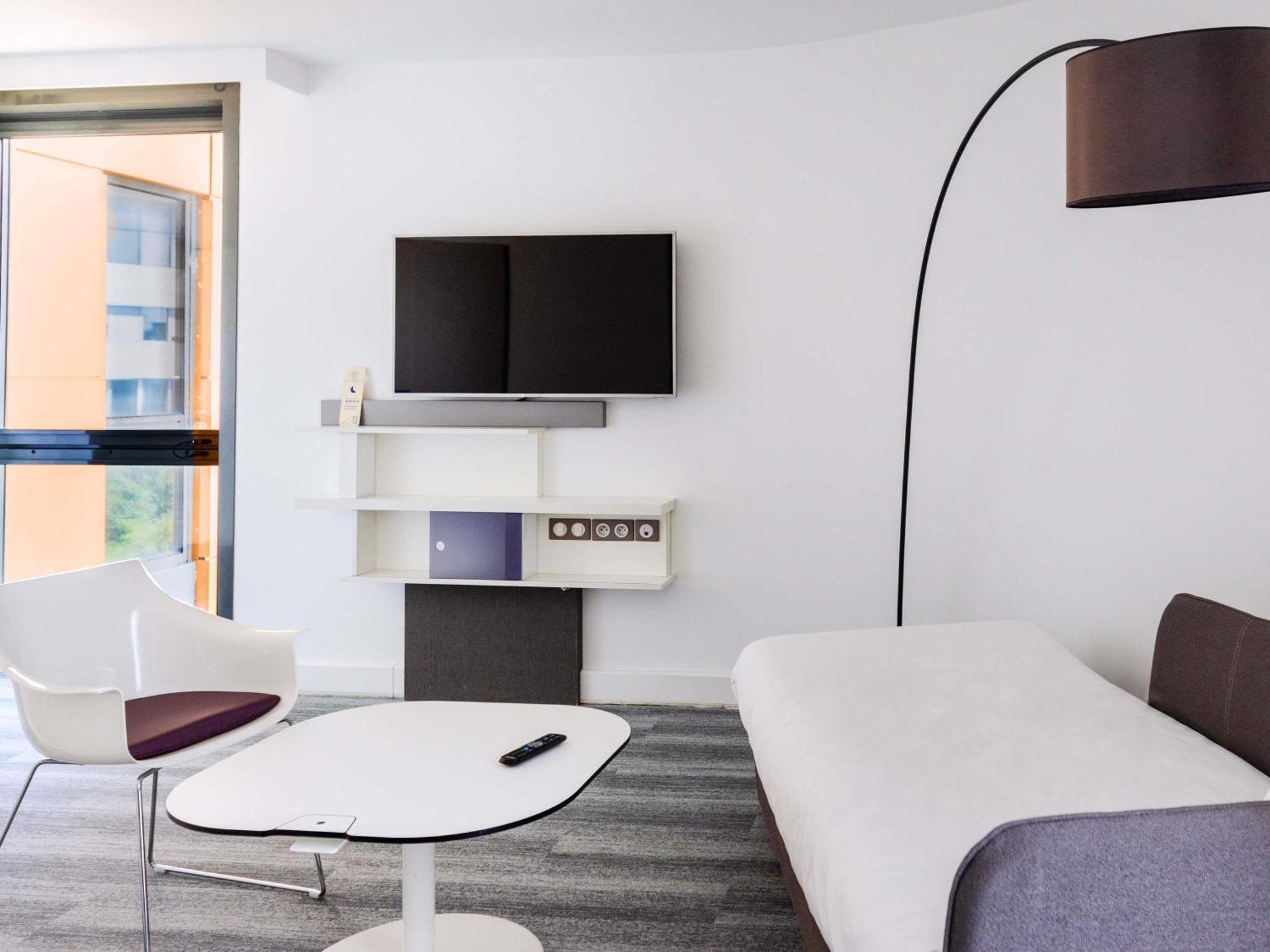 Suite Superior con Letto Matrimoniale e Divano-Letto