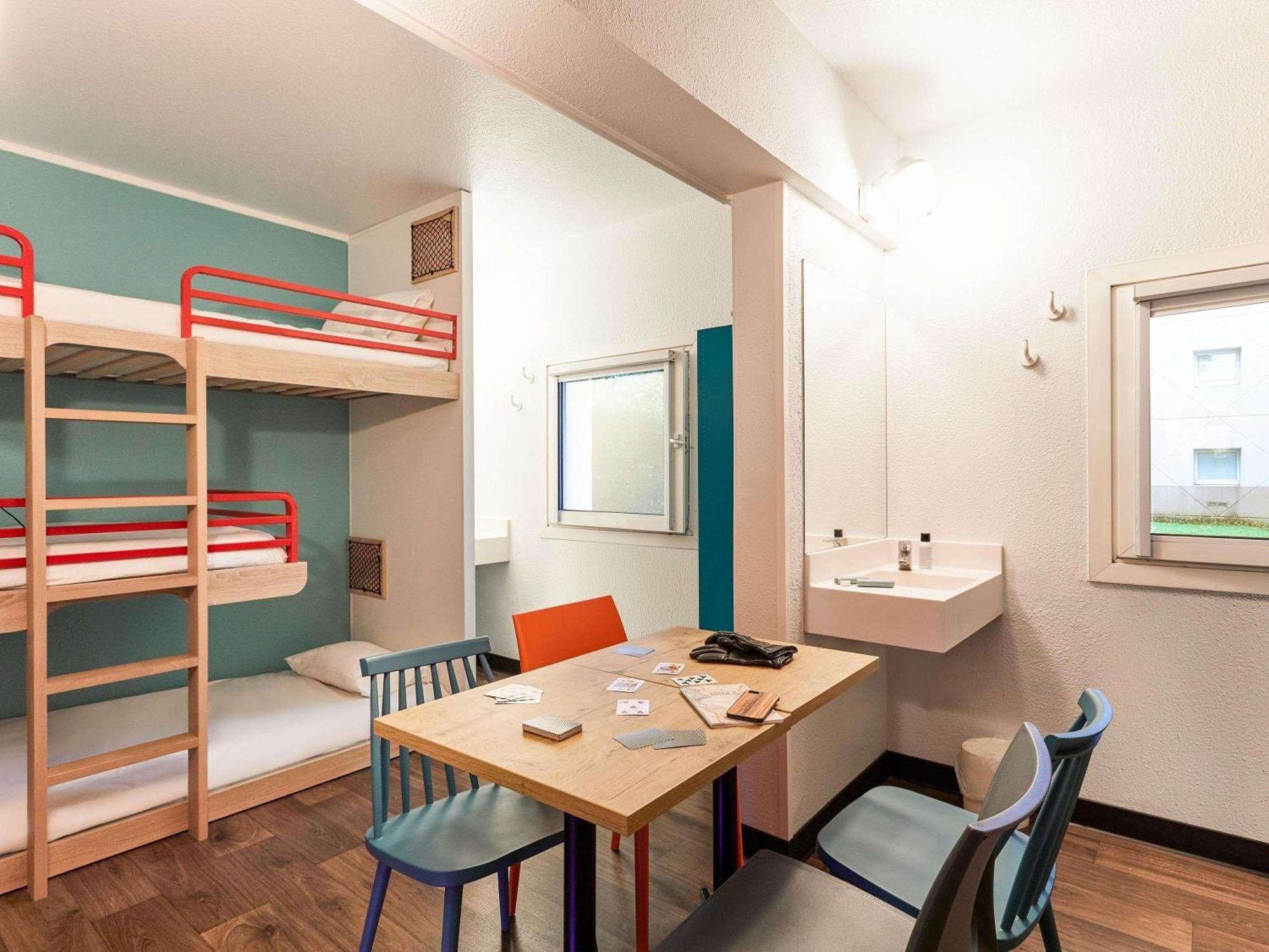 Combi Room