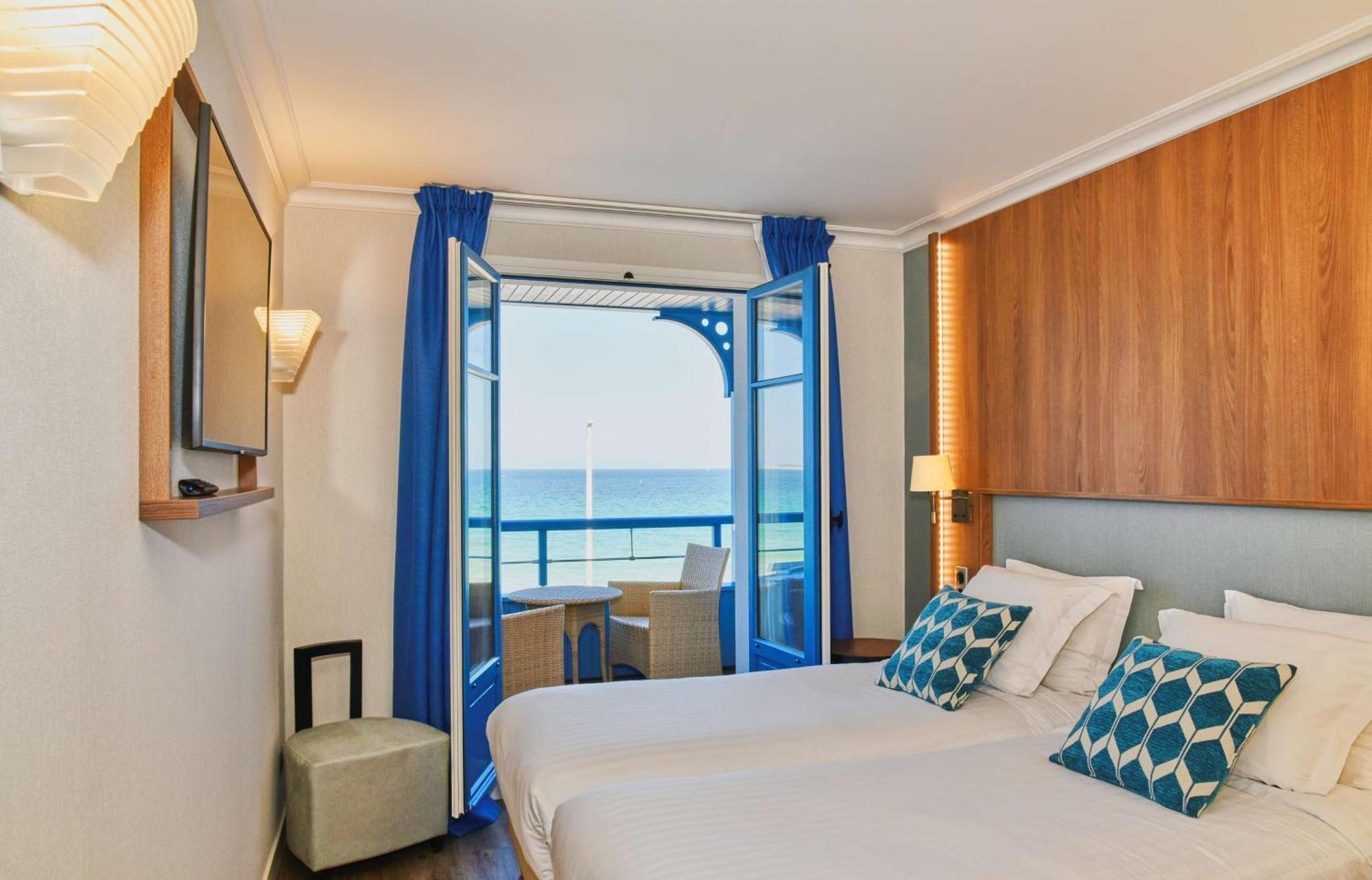 Twin Room Sea View