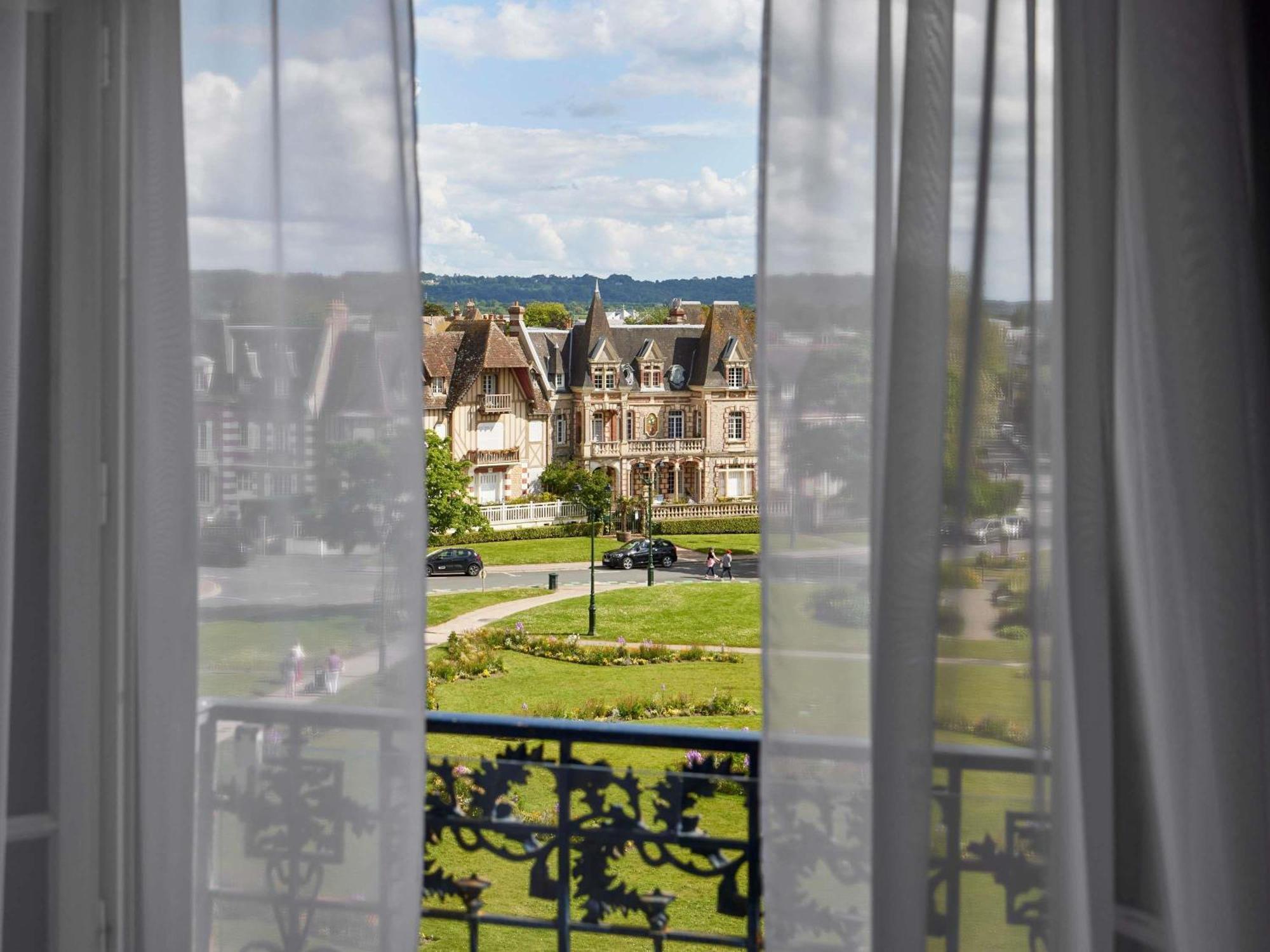 Classic Double Room Garden View