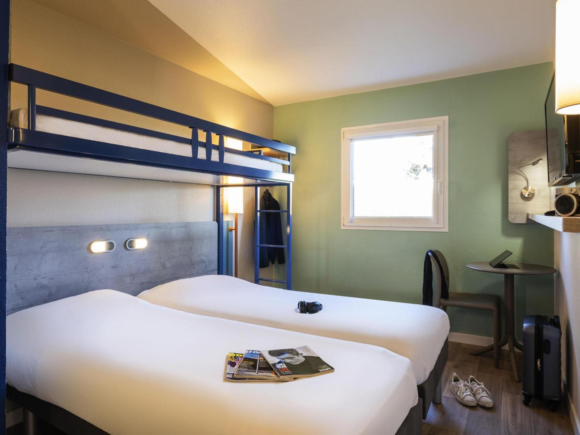 Standard Triple Room,1717024518:JPEG