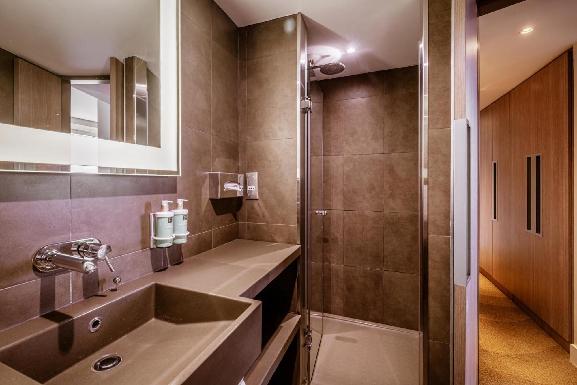 Suite with Double Bed and Double Sofa,1722937989:JPEG