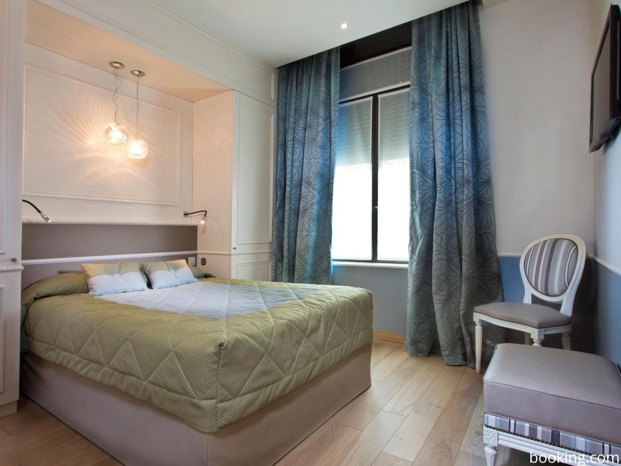 Standard Double Room,1722882637:JPEG