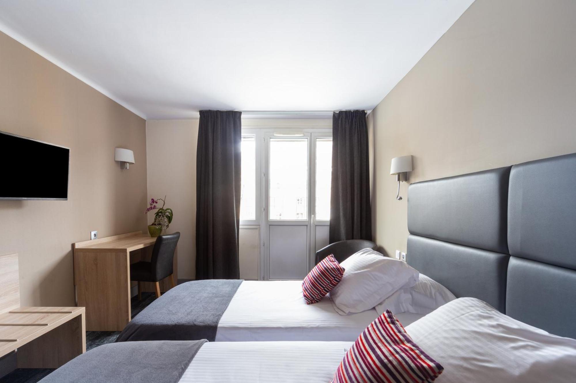 Standard Twin Room,1756408214:JPEG