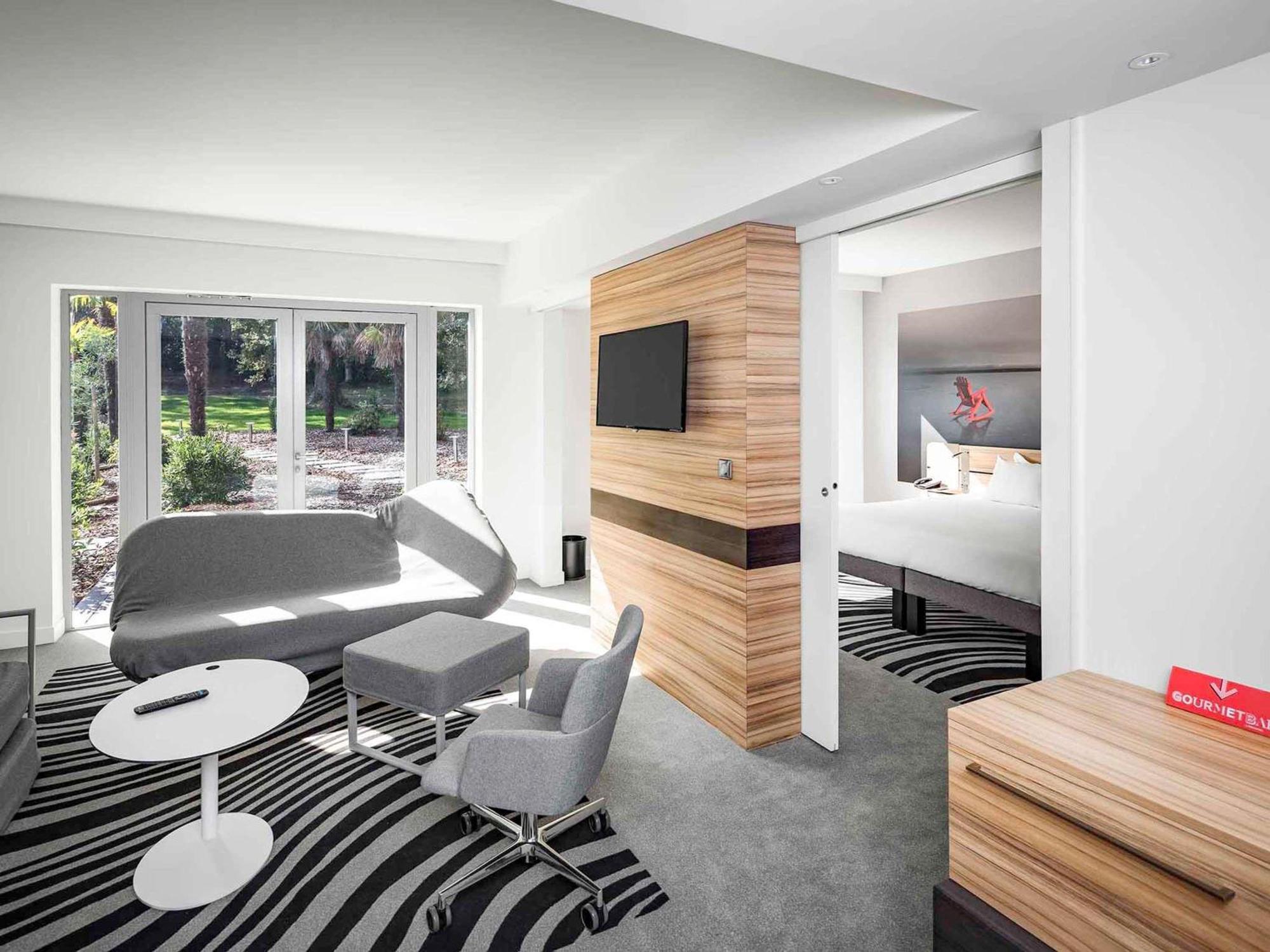 Superior Suite with One Double Bed and Sofa Bed,1765176533:JPEG