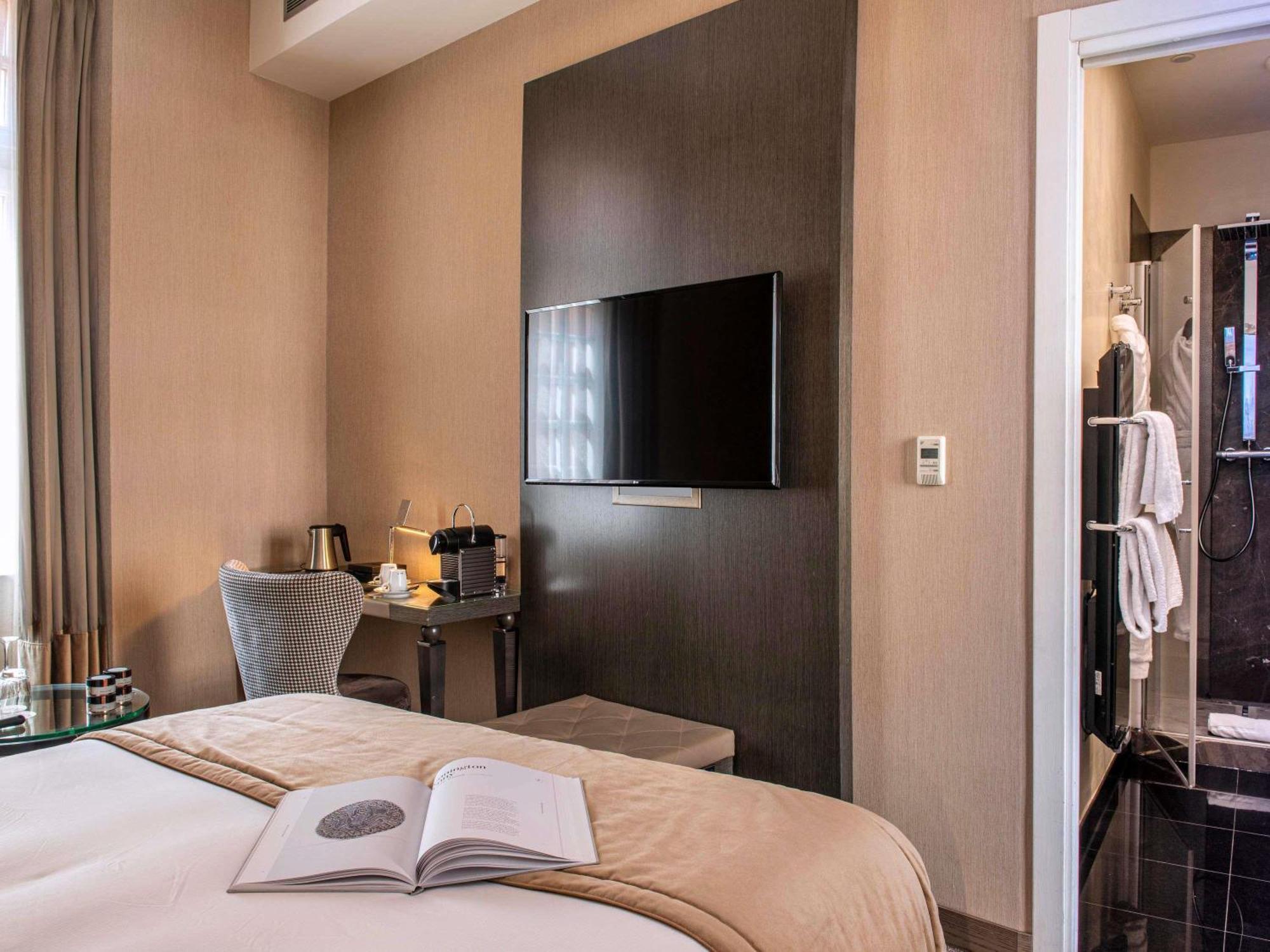 Classic Double Room
