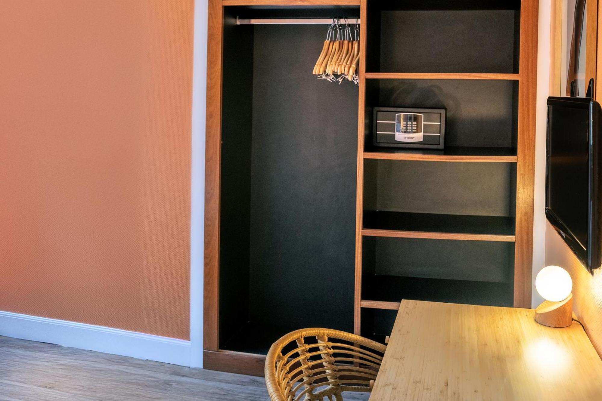 Superior Double Room with Balcony,1739373988:JPEG