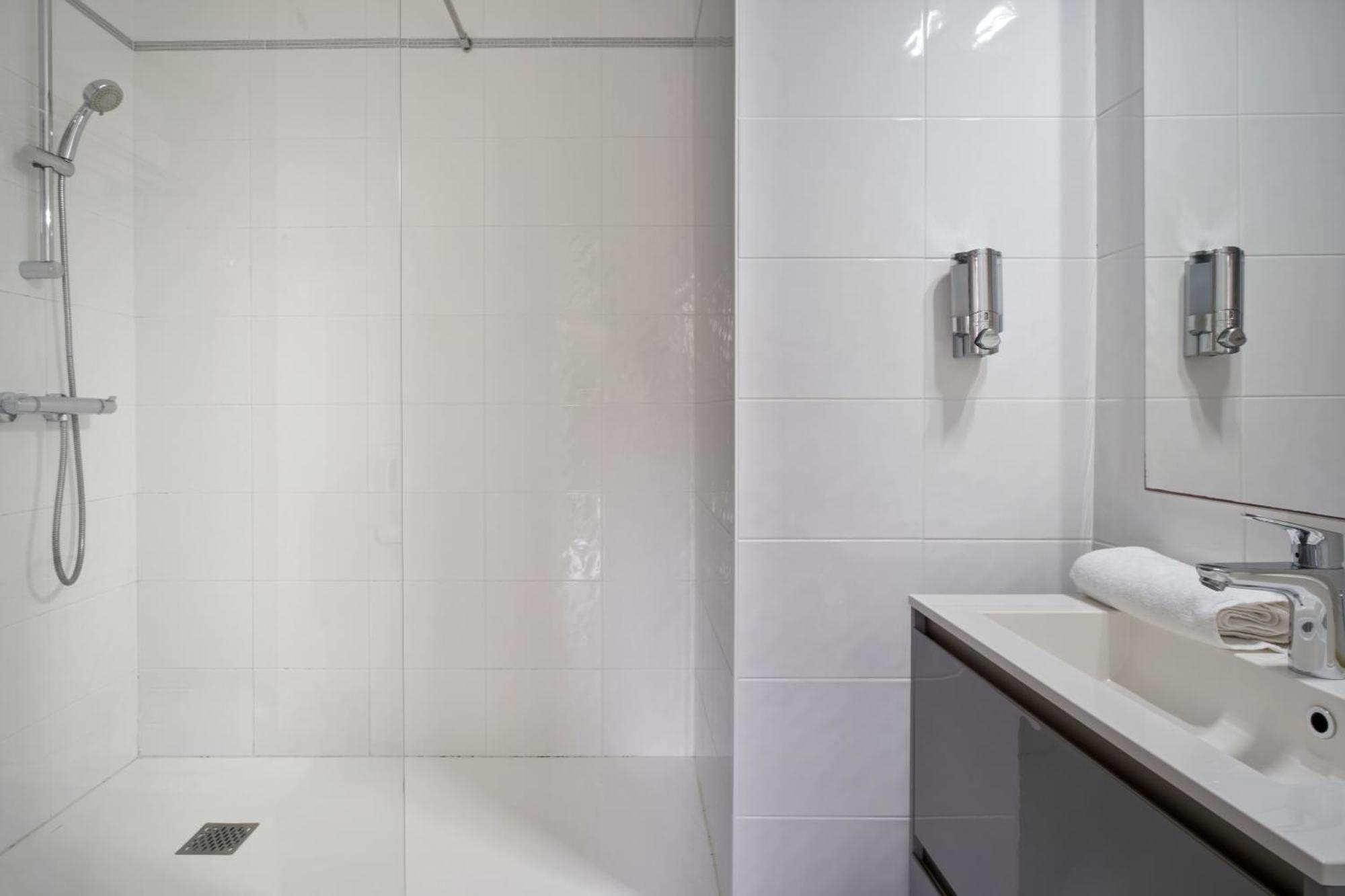 Standard Double Room Exterior Access,1739395526:JPEG