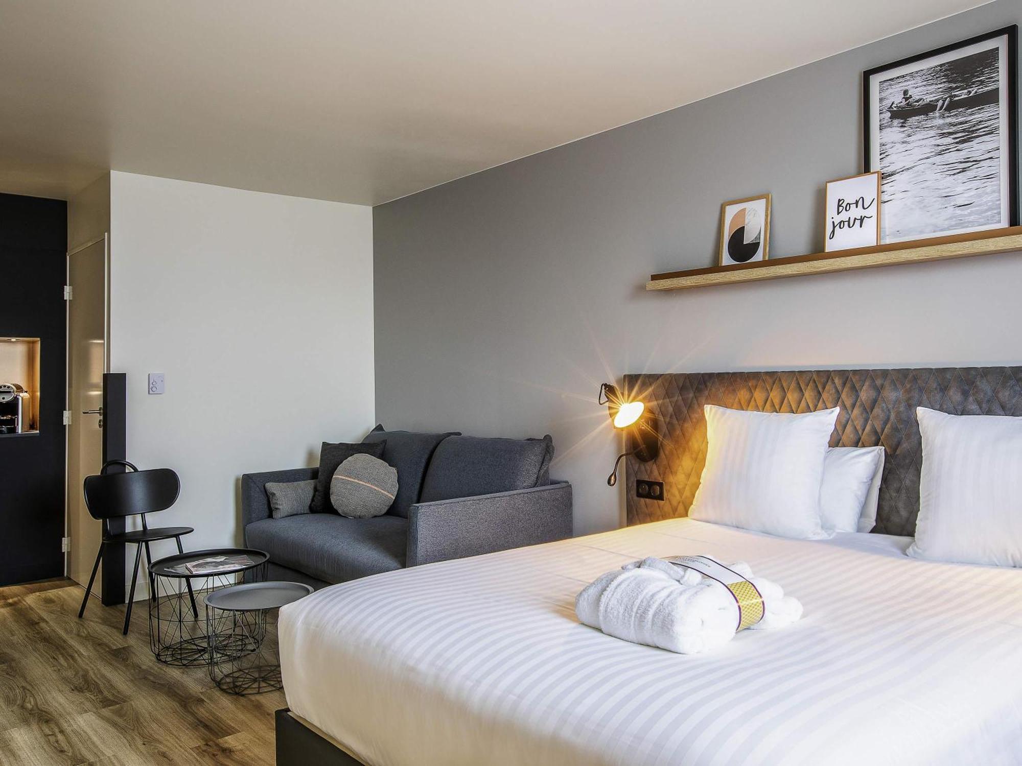 Junior Suite with One Double Bed and Sofa Bed