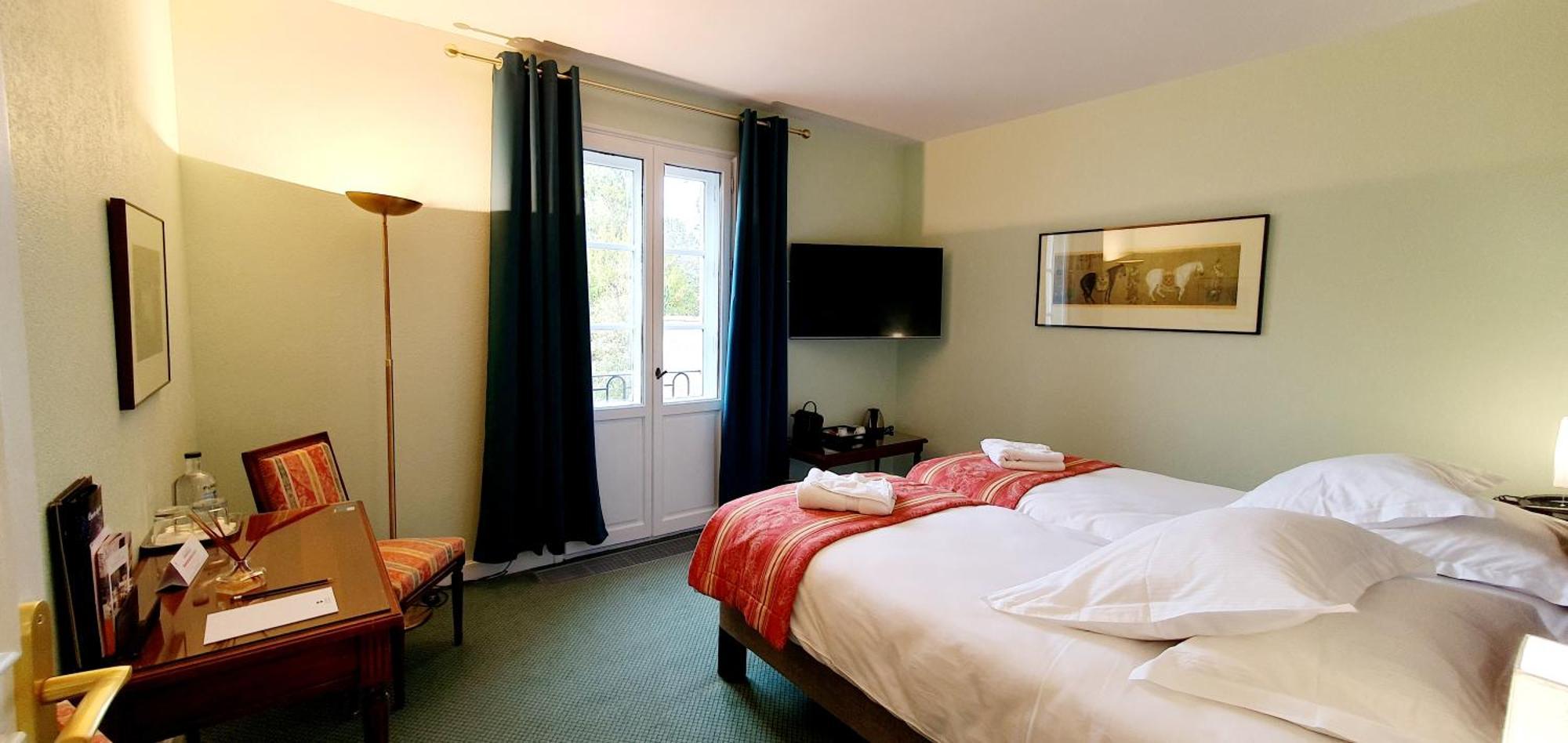 Superior Twin Room