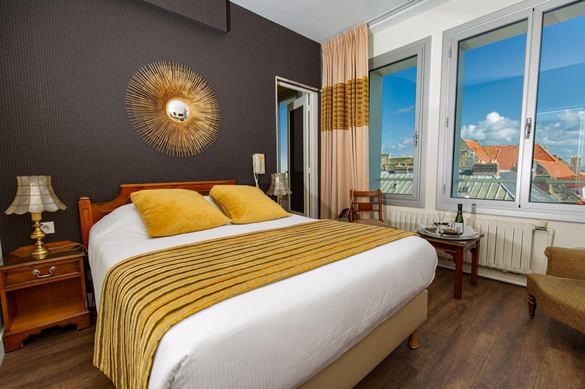 Double Room City View