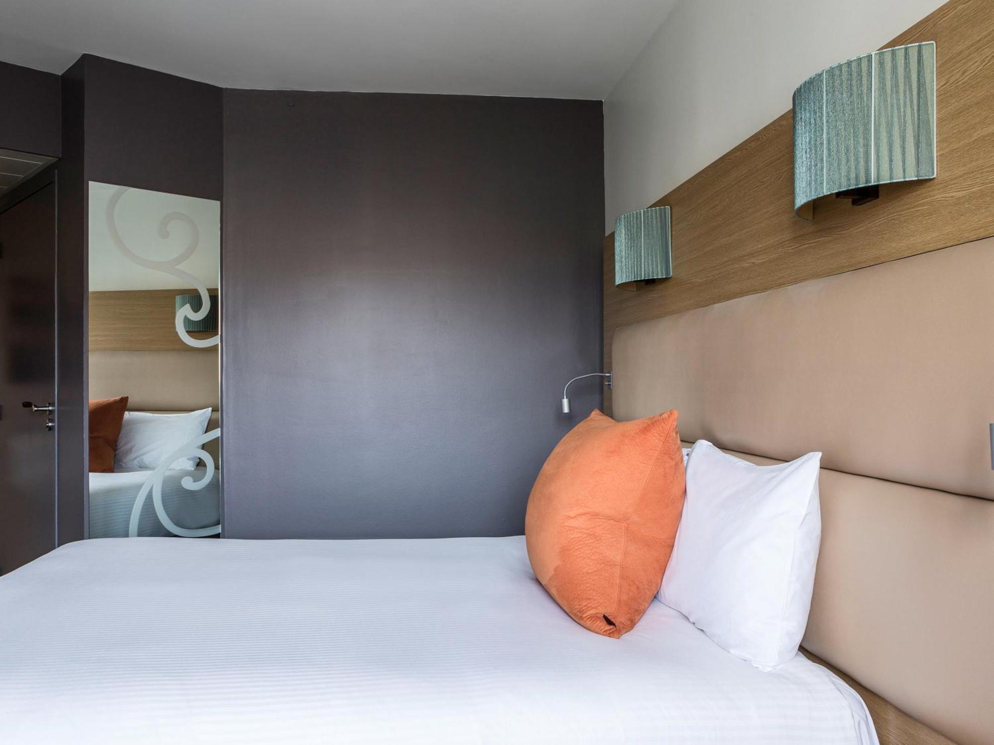 Classic Double Room
