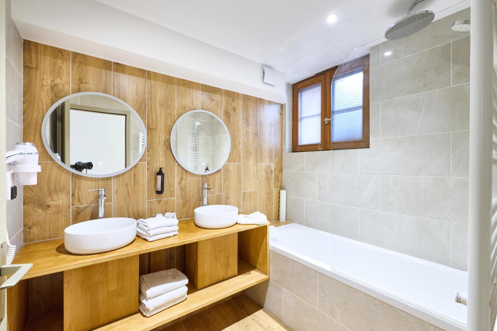 Triple Room 1 Double Bed 1 Single Bed