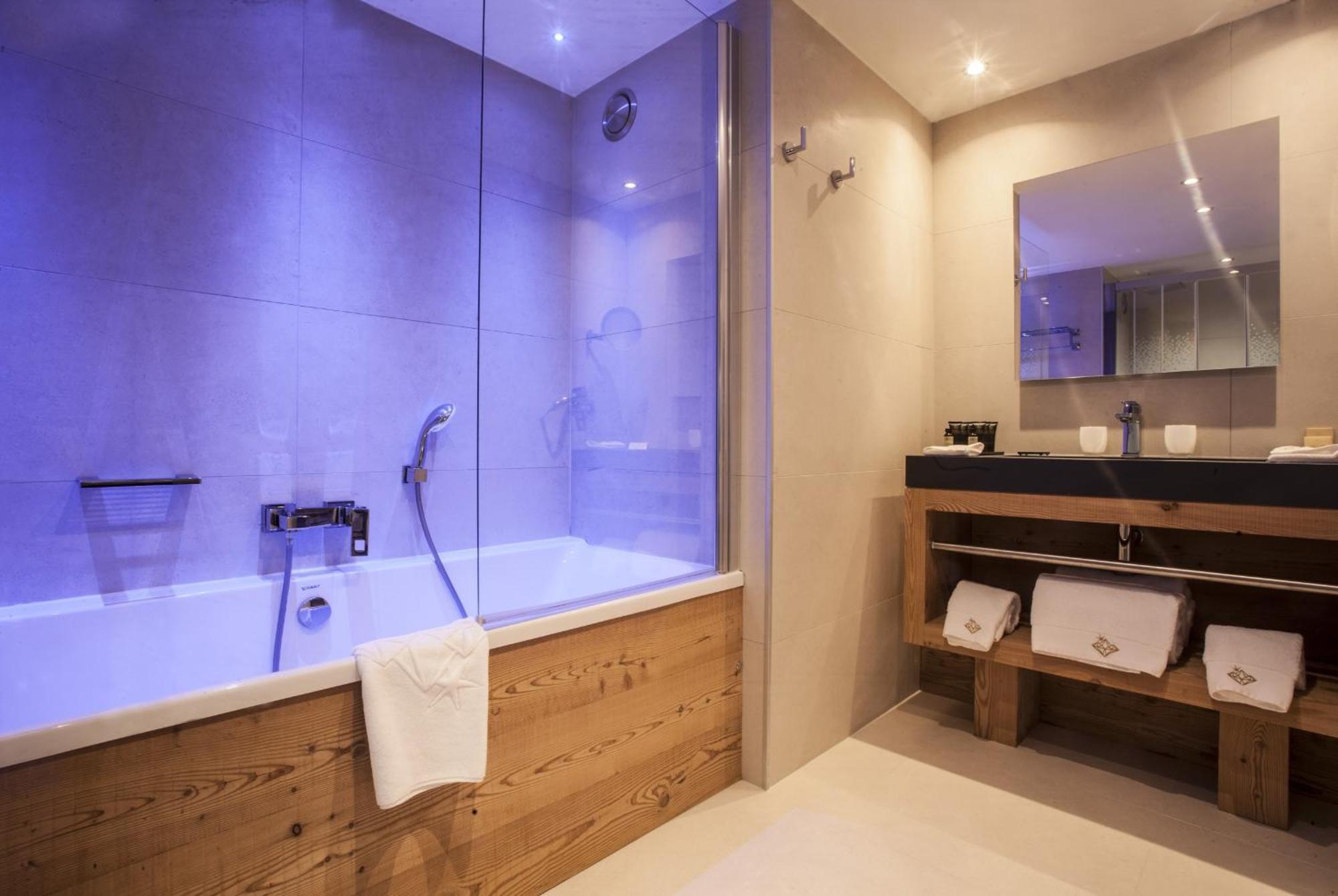 Classic Double Room,1756661966:JPEG