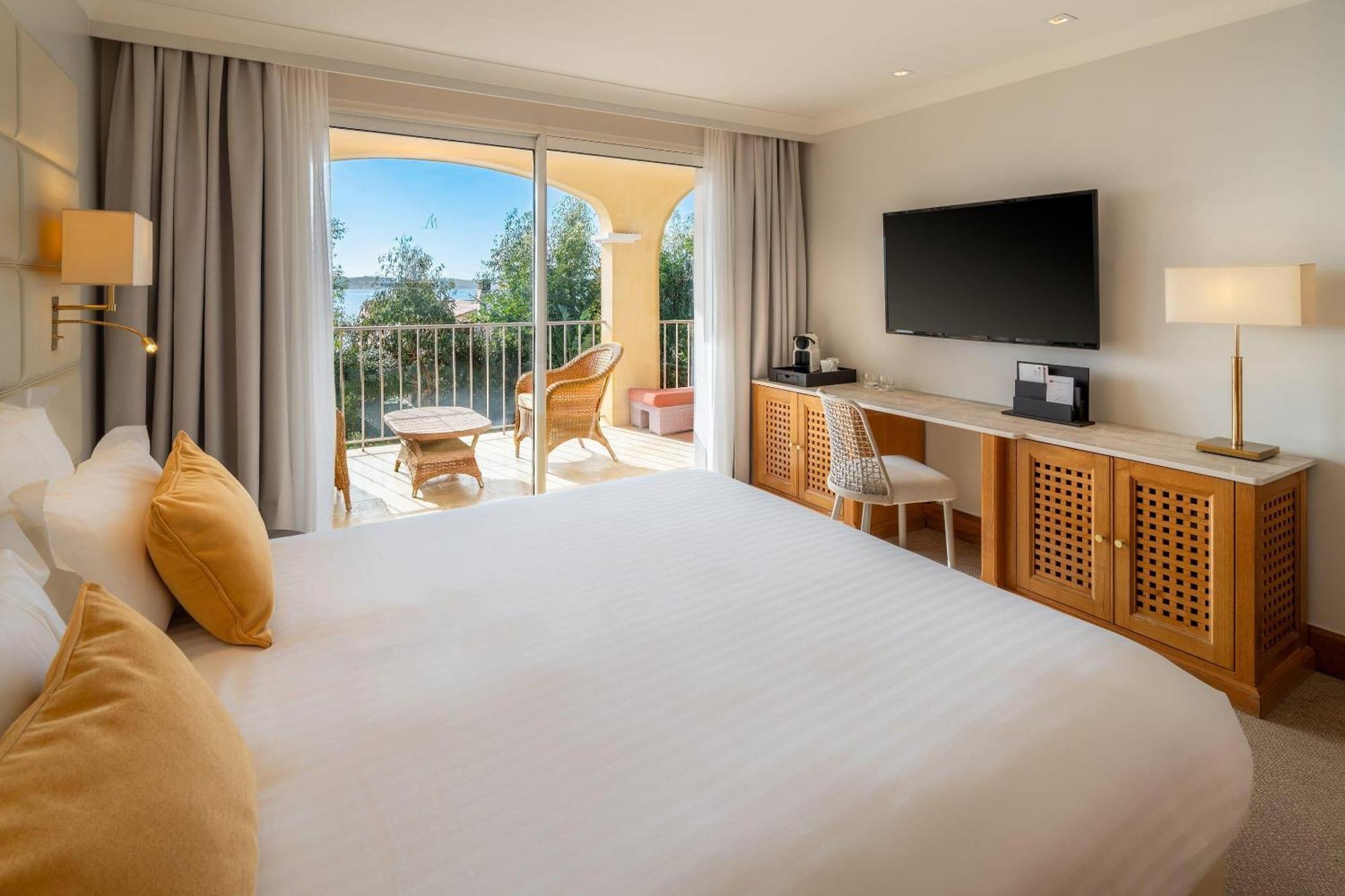 Prestige Twin Room with Sea View
