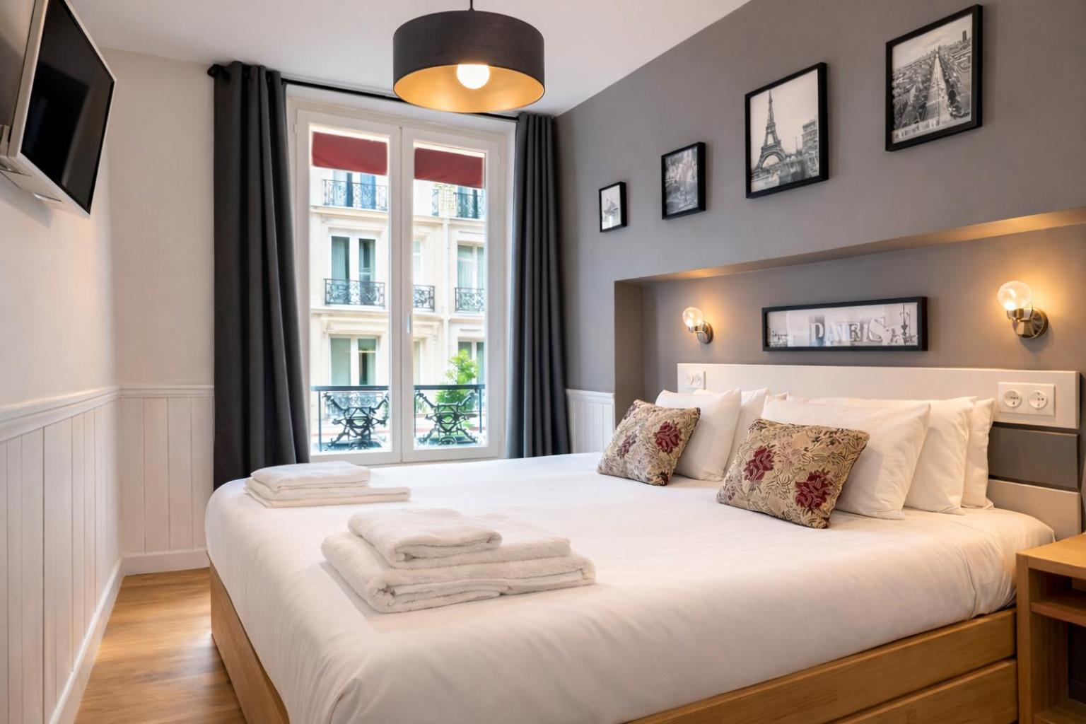Double Room,1758316266:JPEG