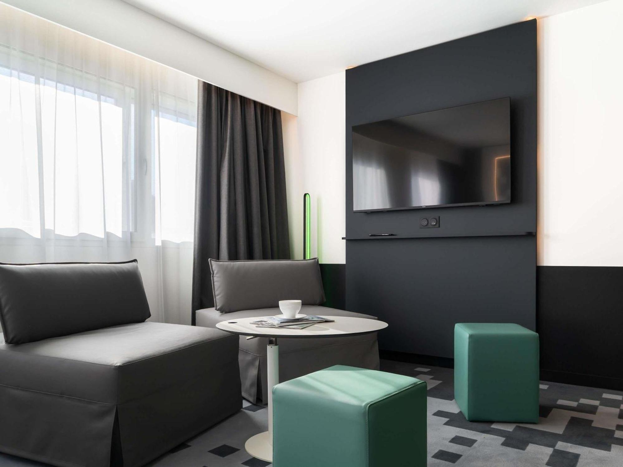Standard Double Room Sofa