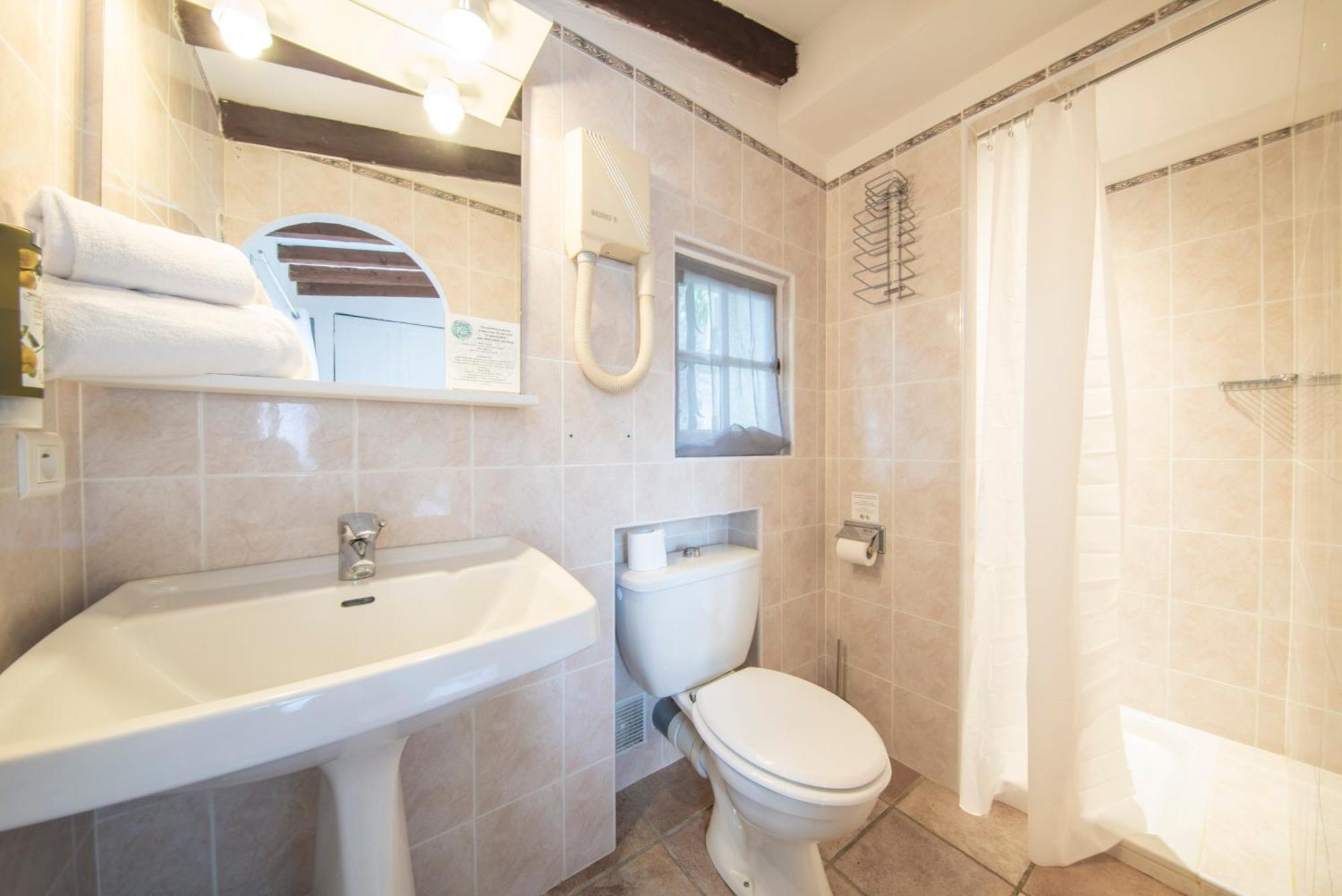 Small Single Room