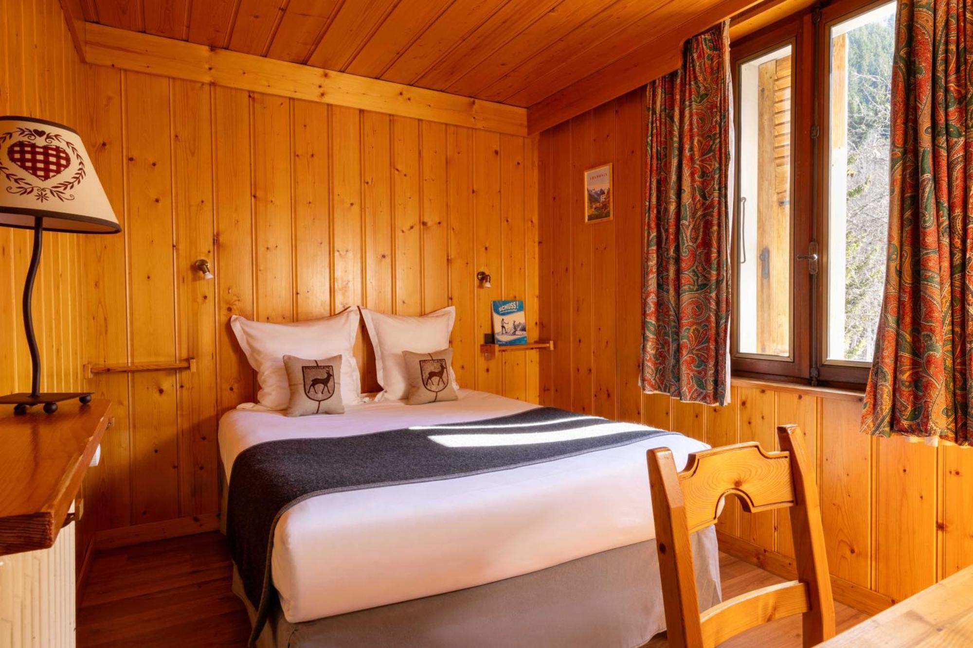 Double Room Mountain View