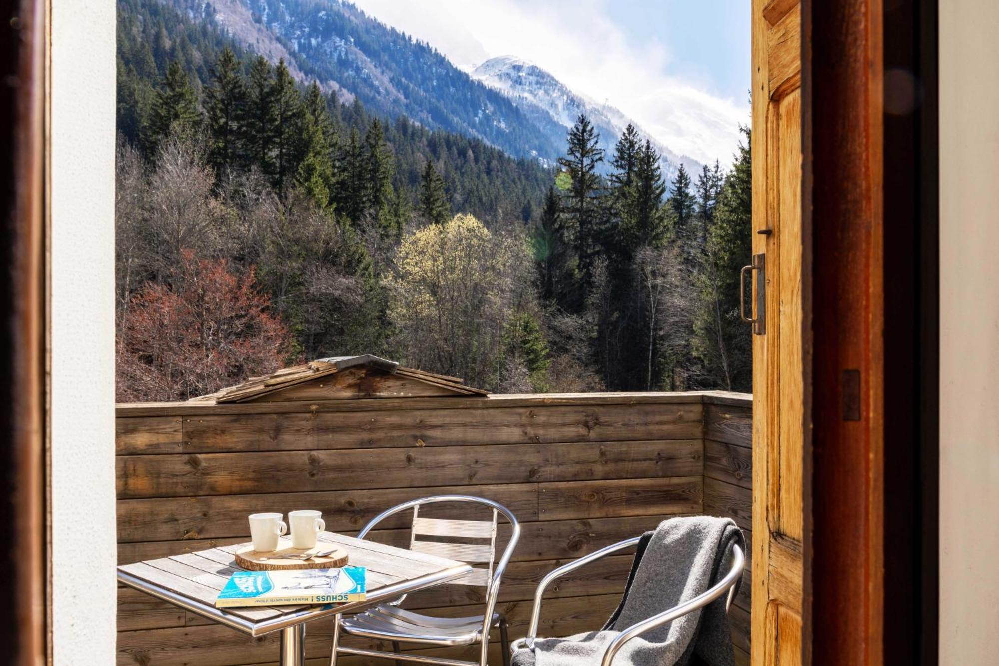Double Room Mountain View