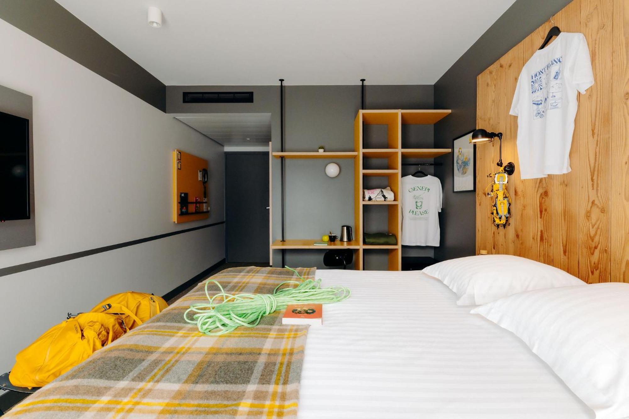 Habitación Doble con vistas a la montaña