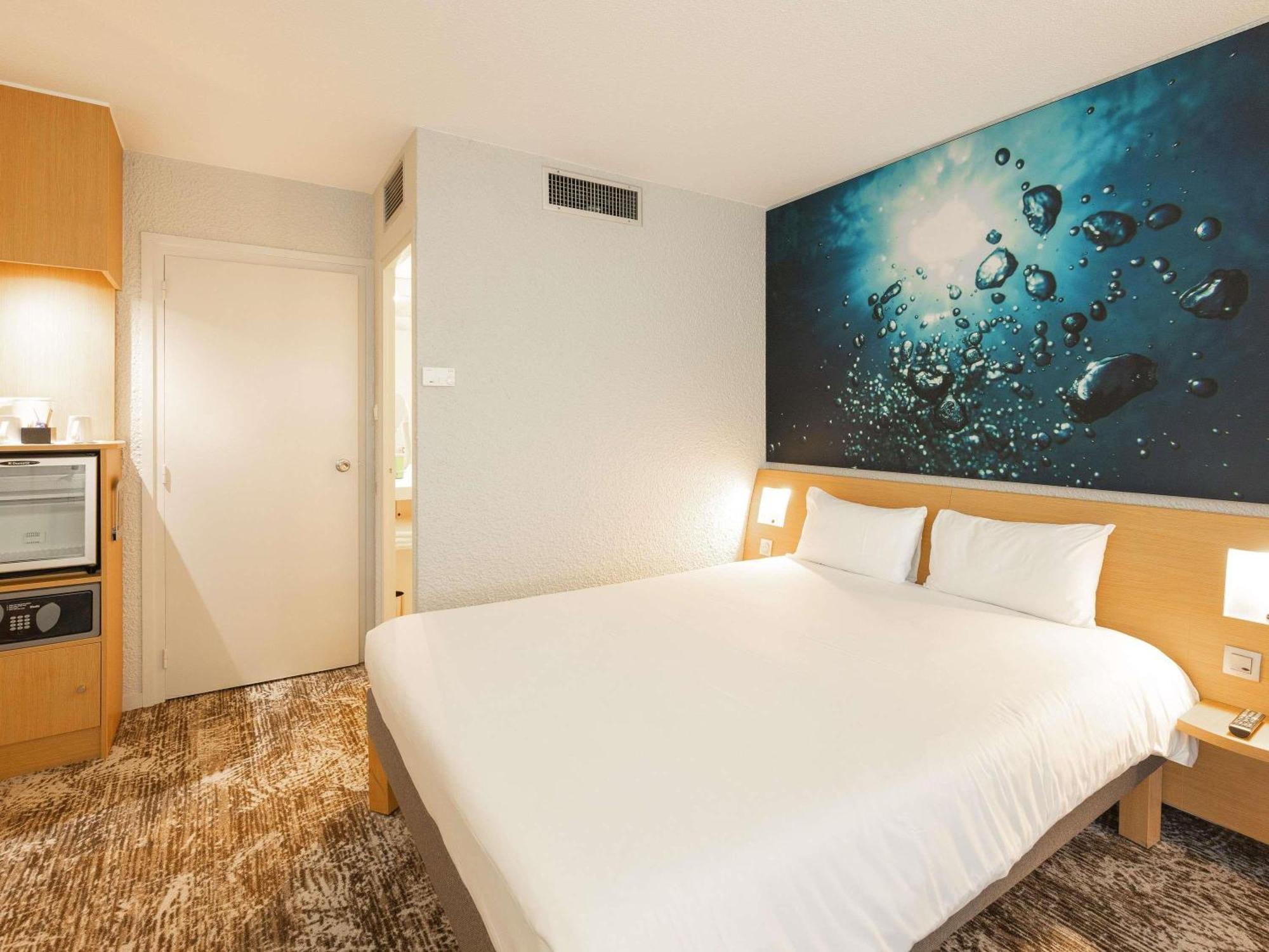 Standard Room One Double Bed Two Single Beds