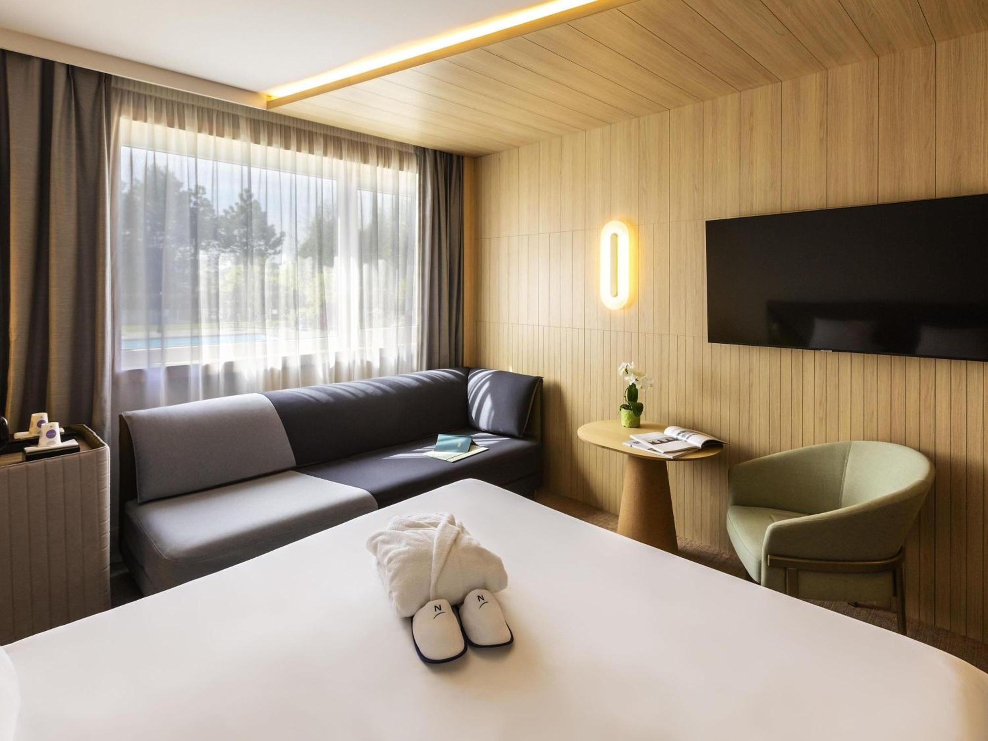 Executive Room 1 Double Bed 1 Sofa Bed