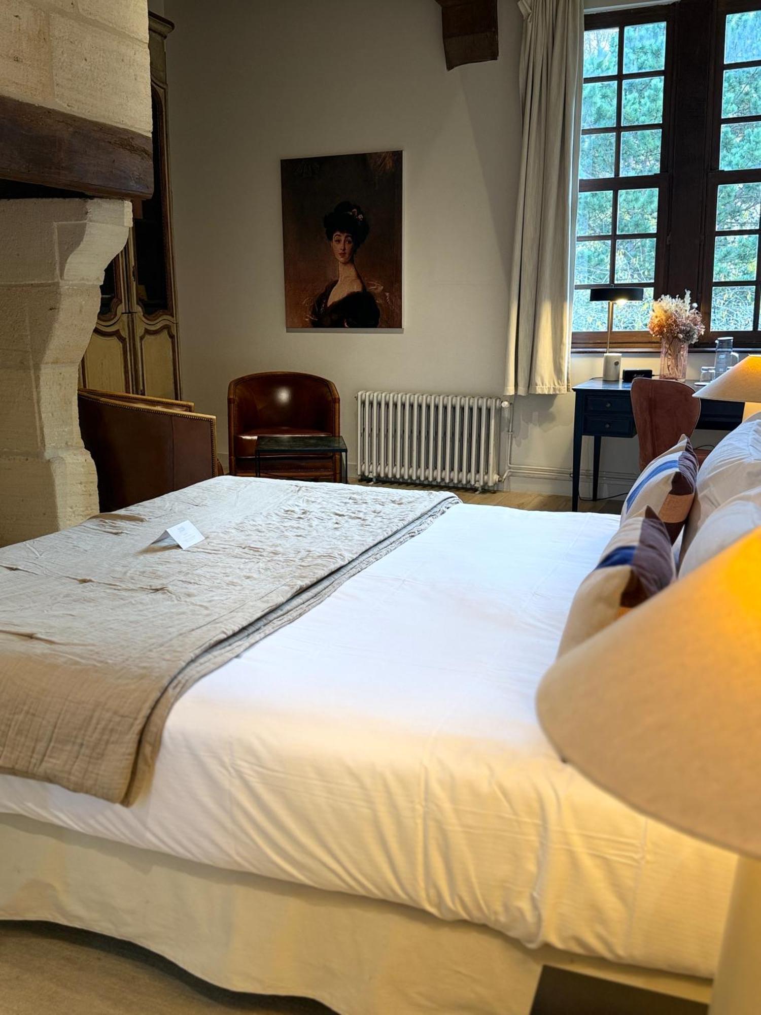 Deluxe Manoir Suite Spa Access Not the