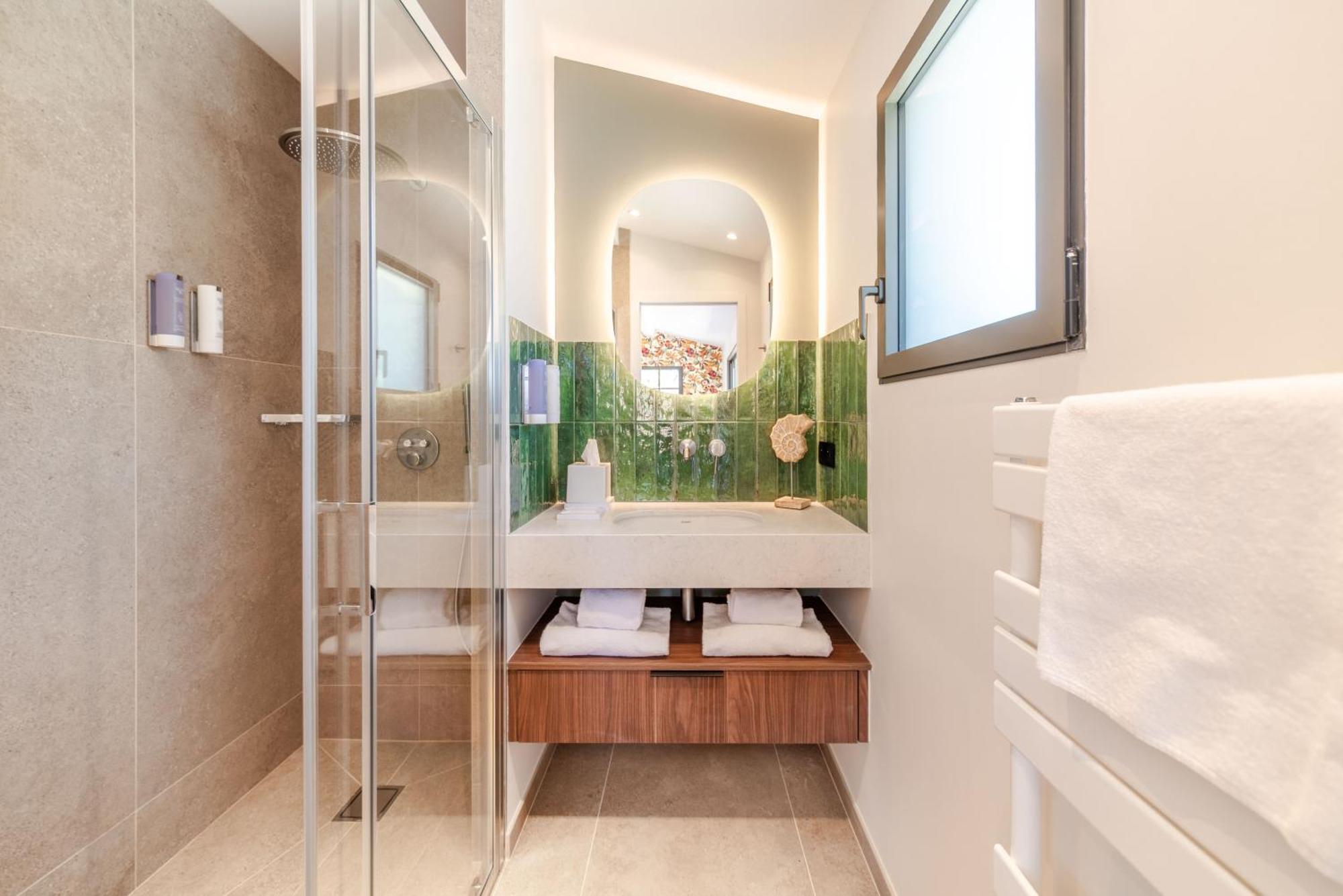 Prestige Room