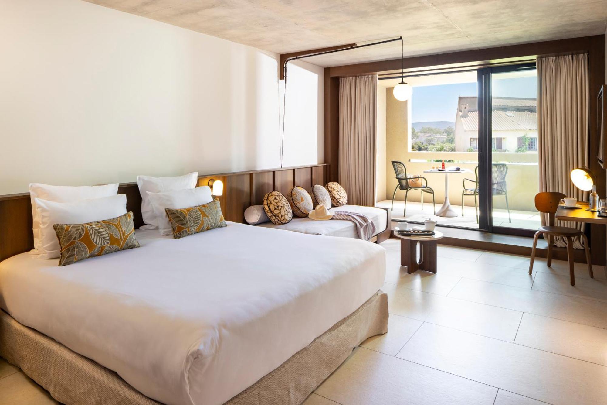 Deluxe Room with Loggia