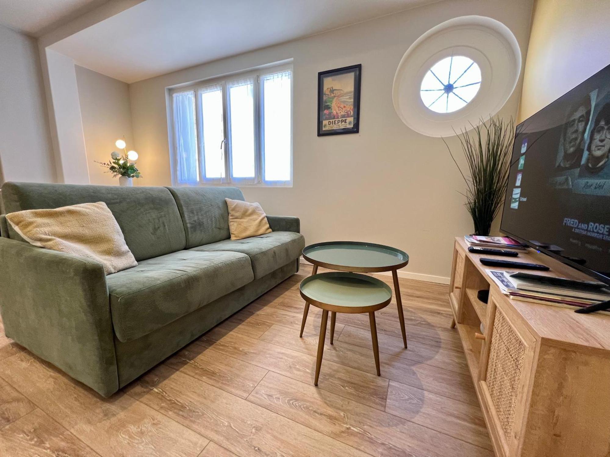 One-Bedroom Apartment