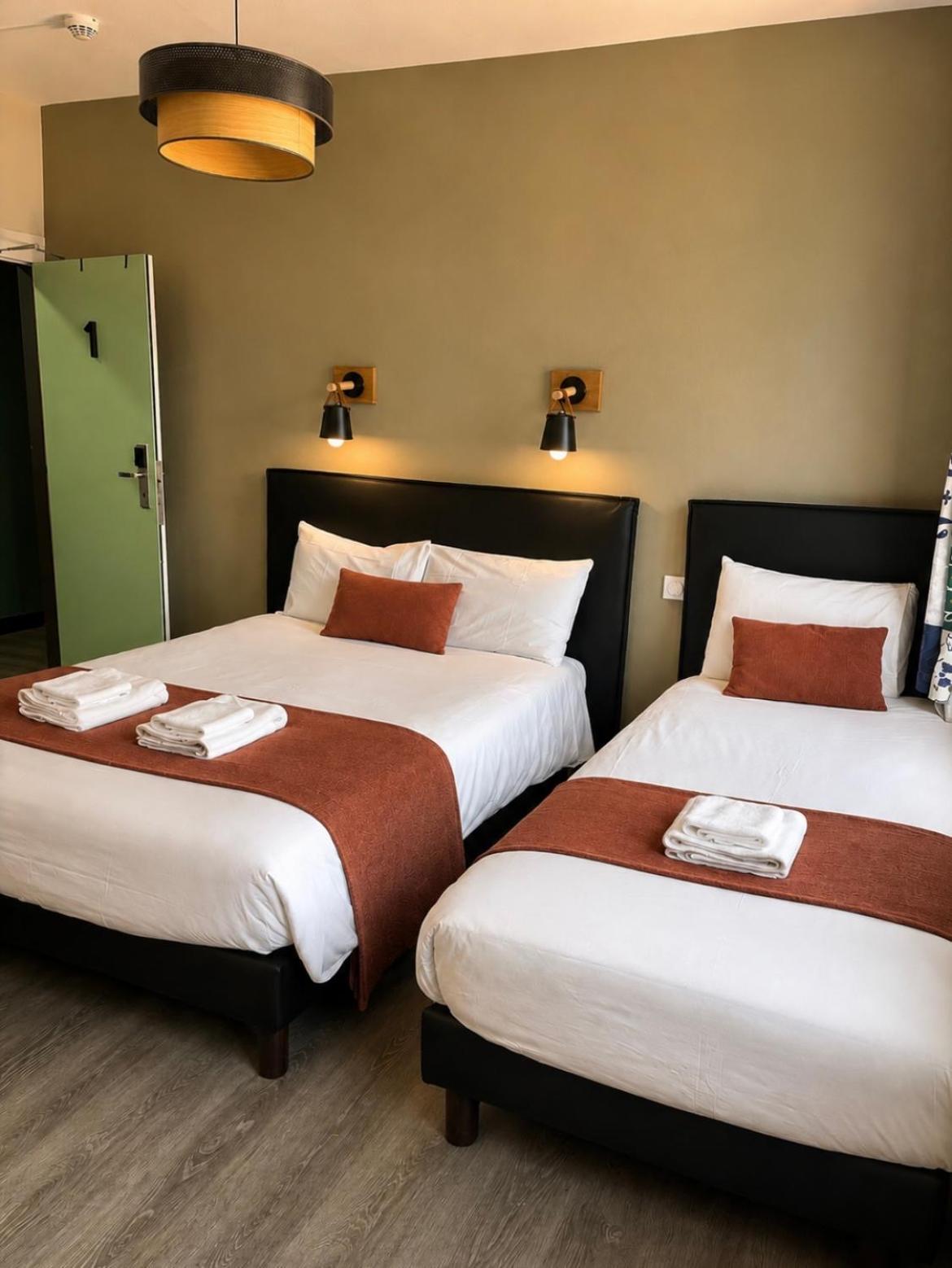 Triple Room
