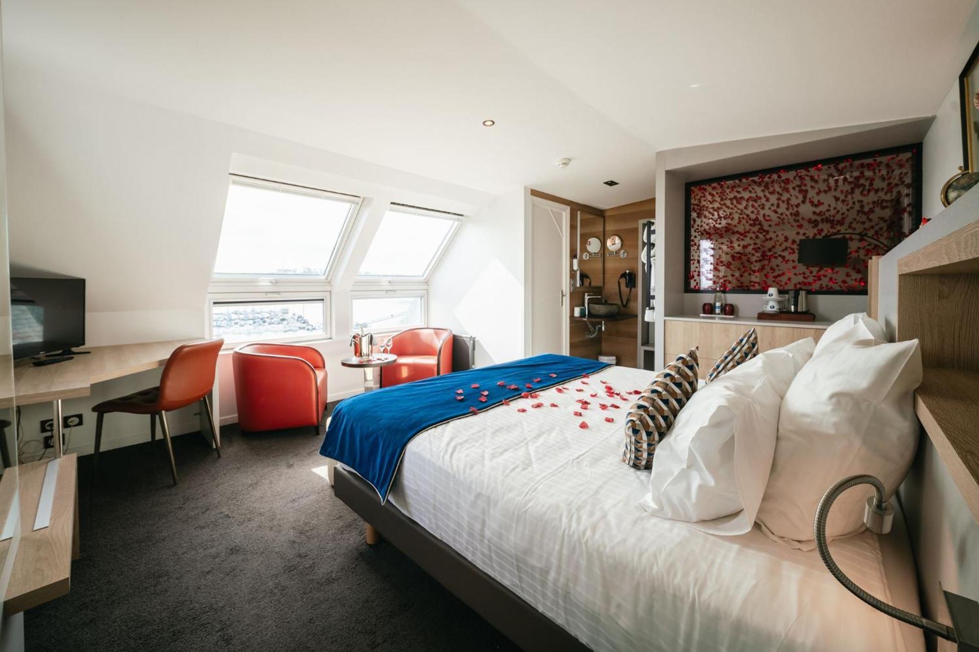 Suite with Sea View