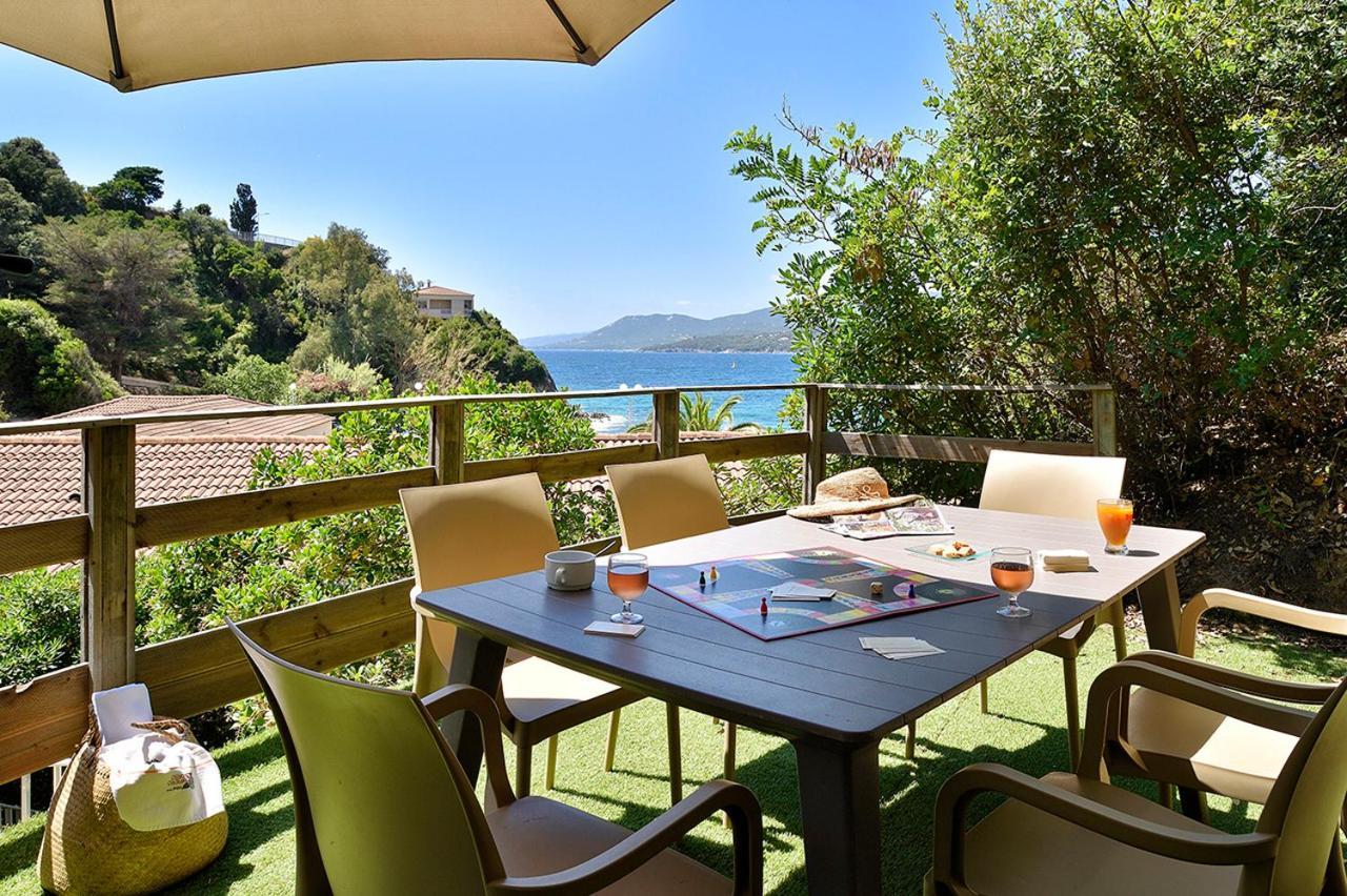 Two-Bedroom Apartment Sea View