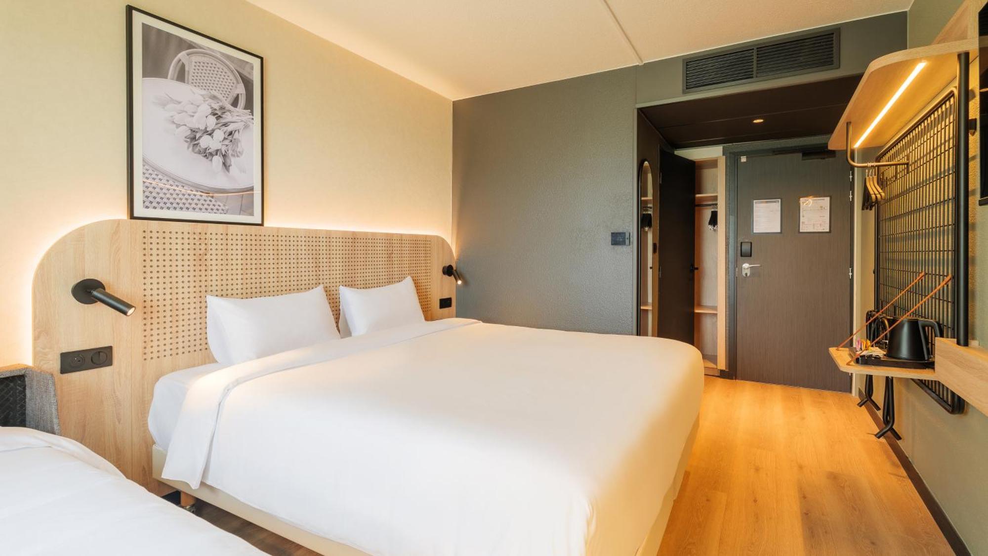Standard Room 1 Queen Bed 1 Sofa Bed