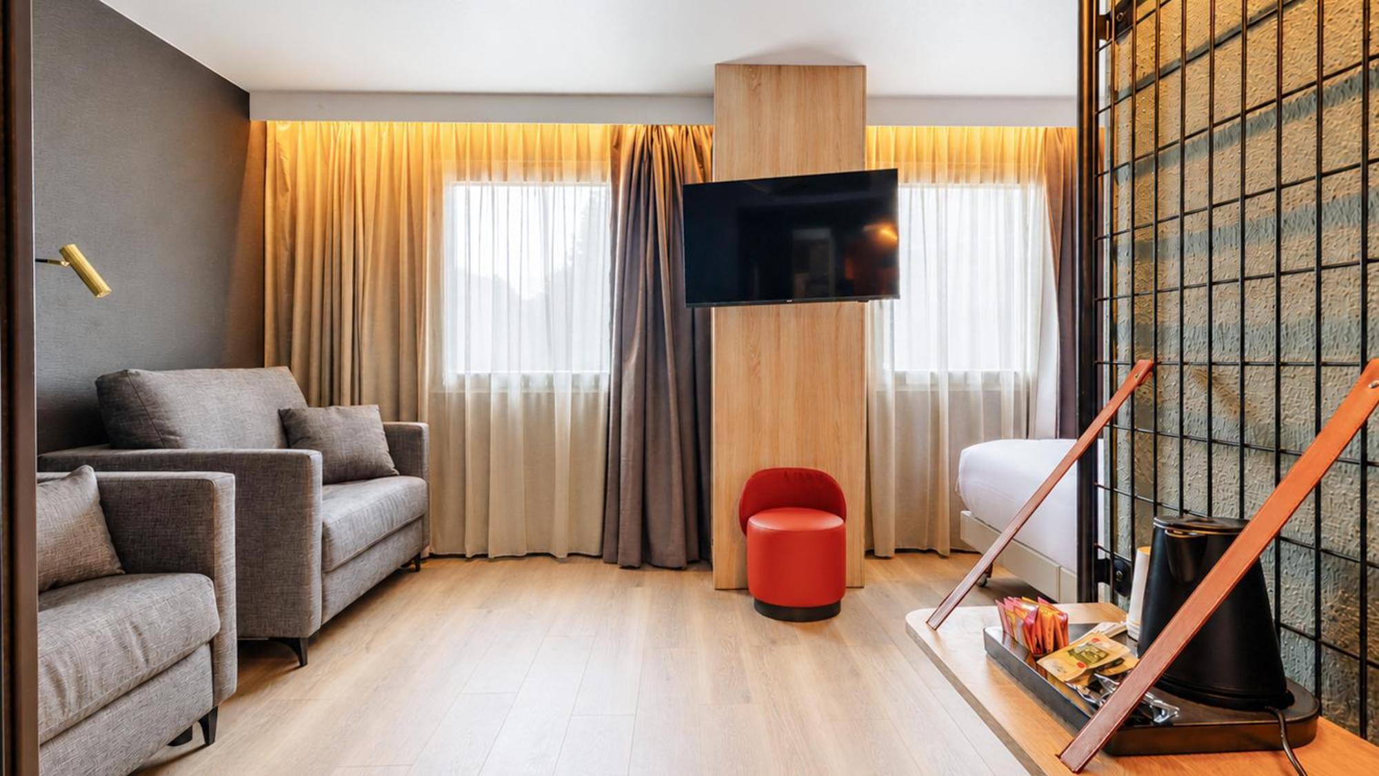 Standard Room 1 Queen Bed 1 Sofa Bed Double