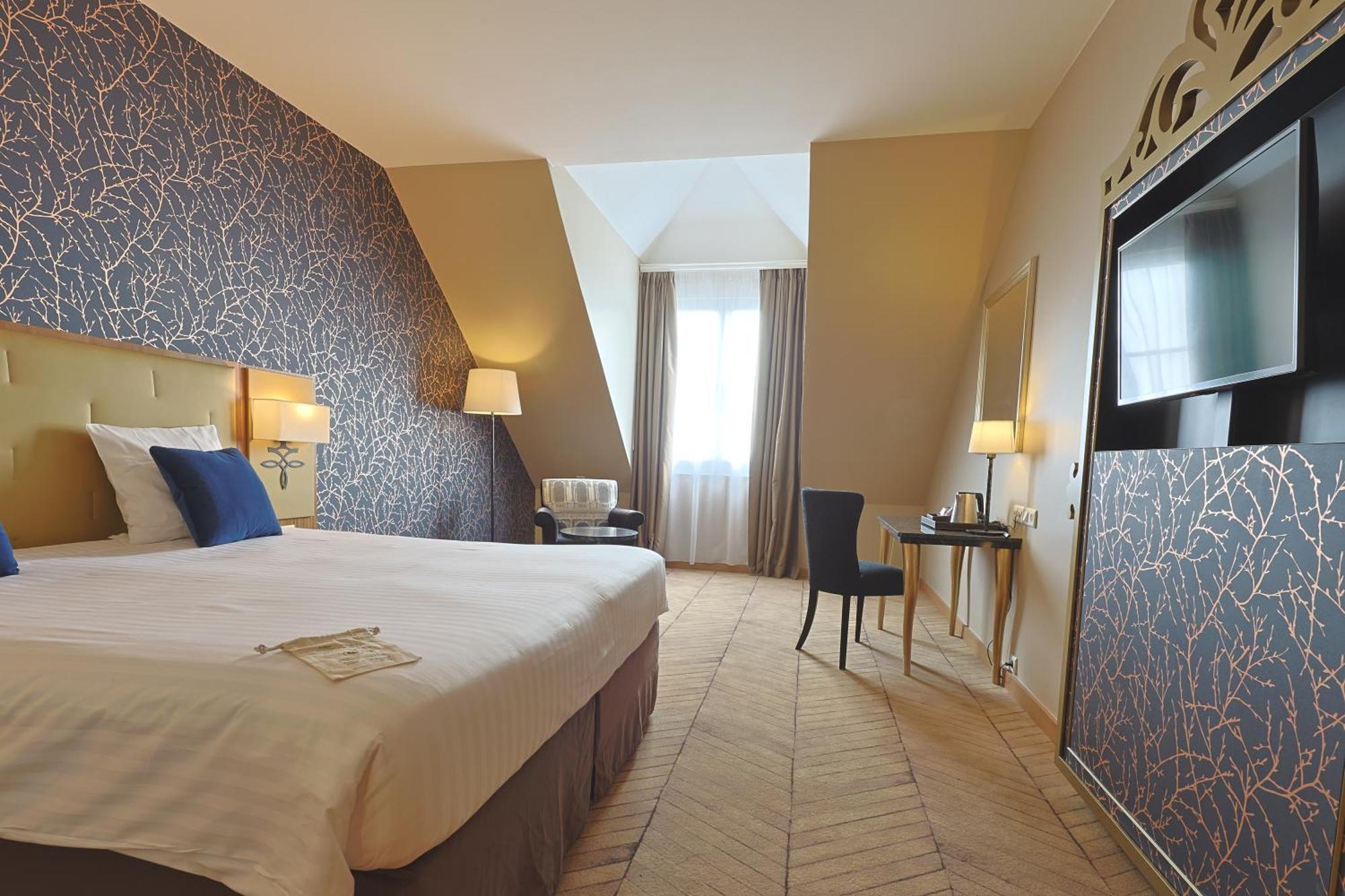 Double Room One King Size Bed