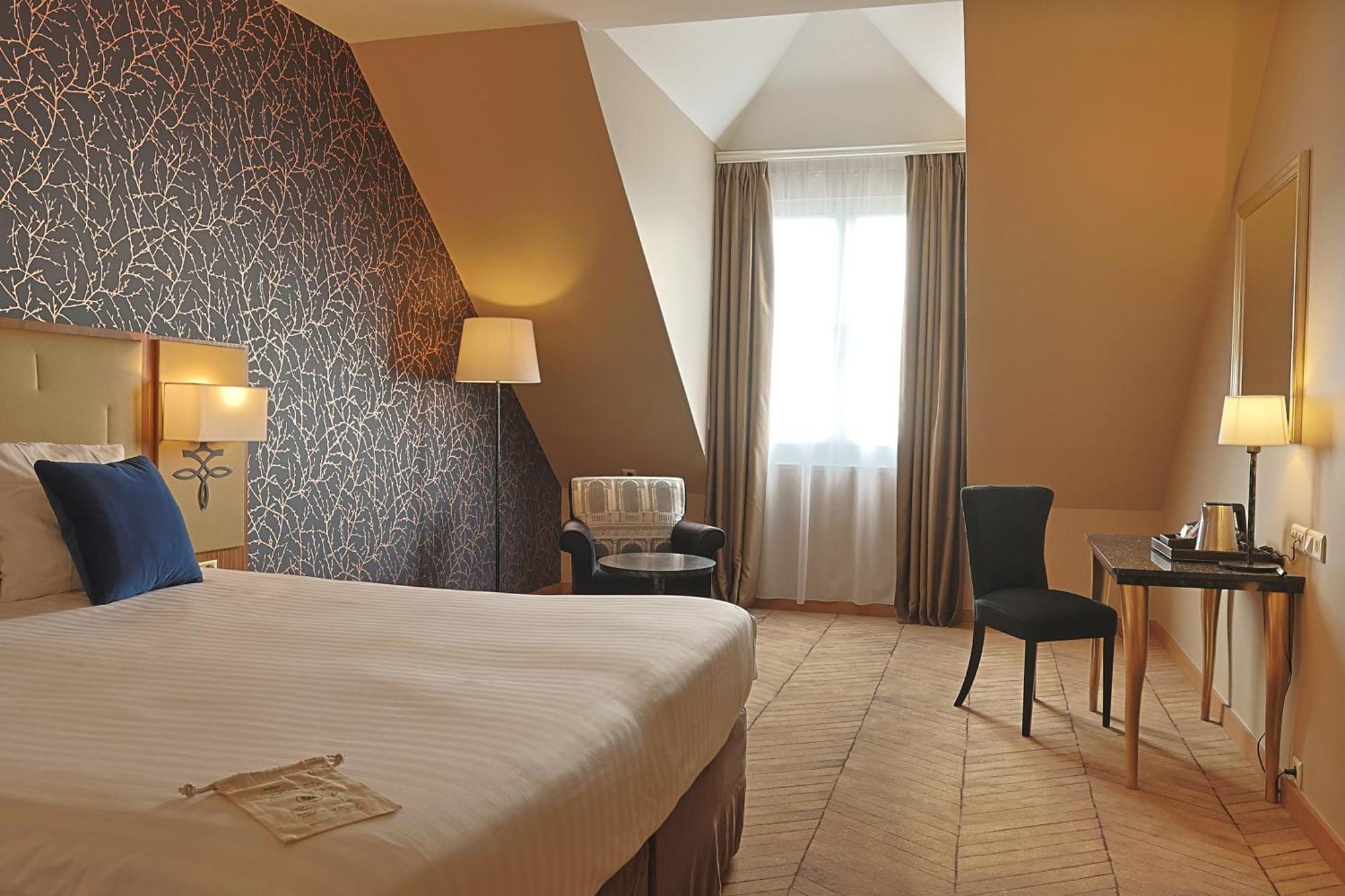 Double Room One King Size Bed