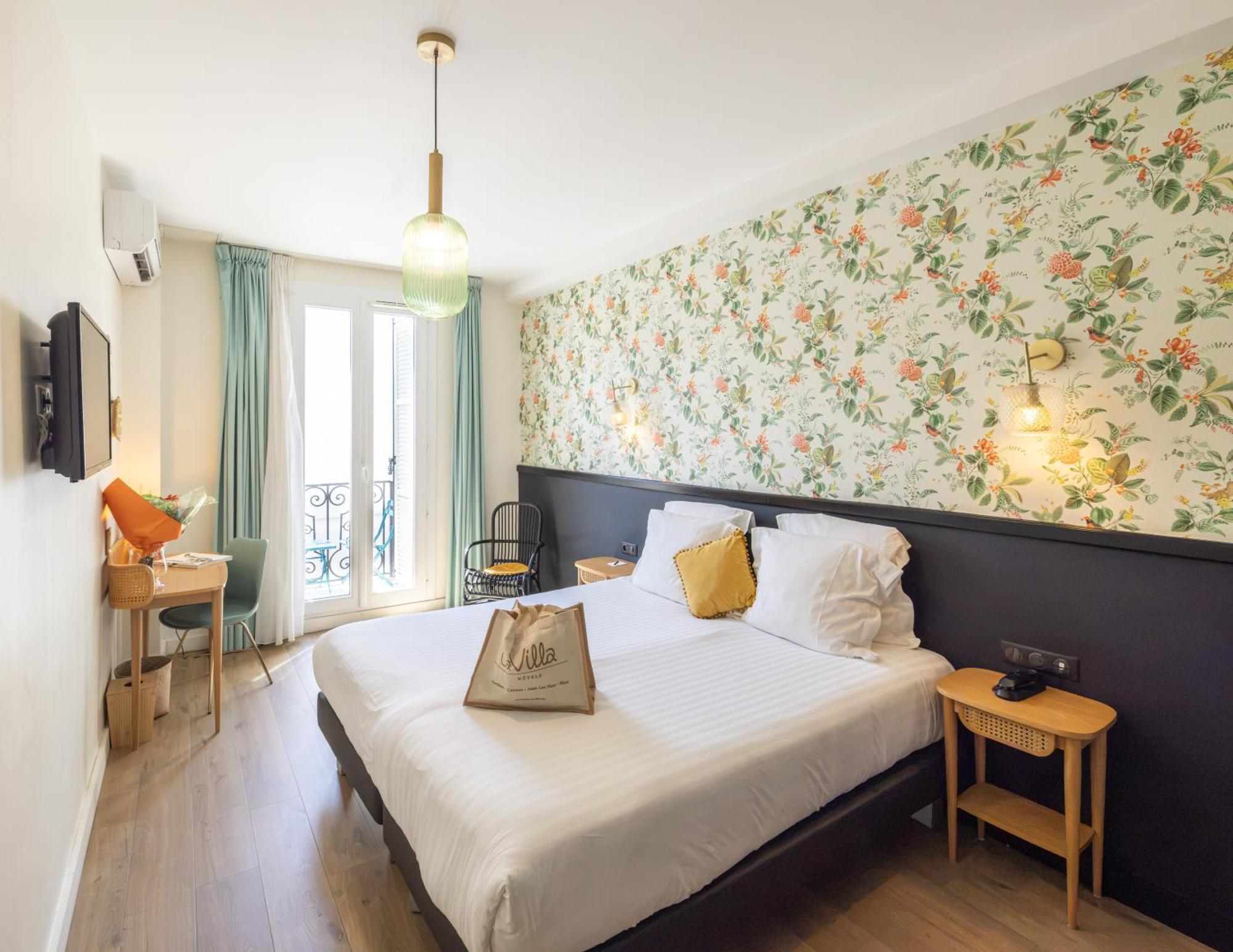 Prestige Room balcony