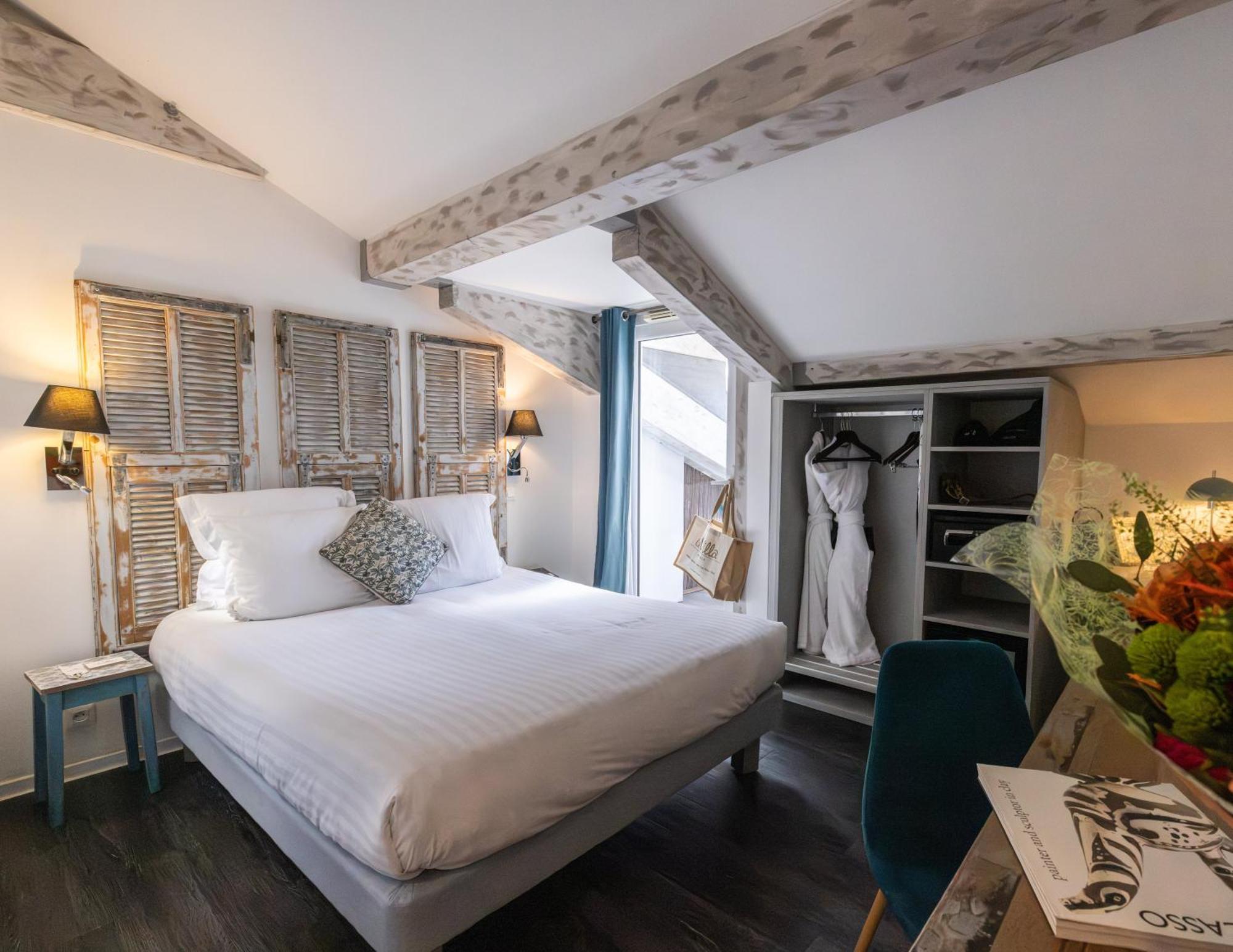 Prestige Room balcony