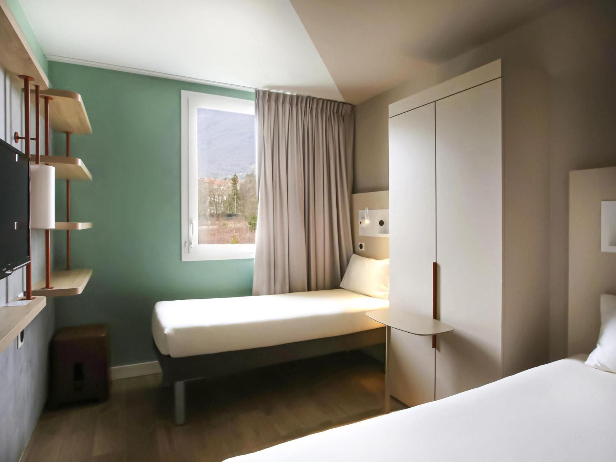 Triple Room Twin Beds