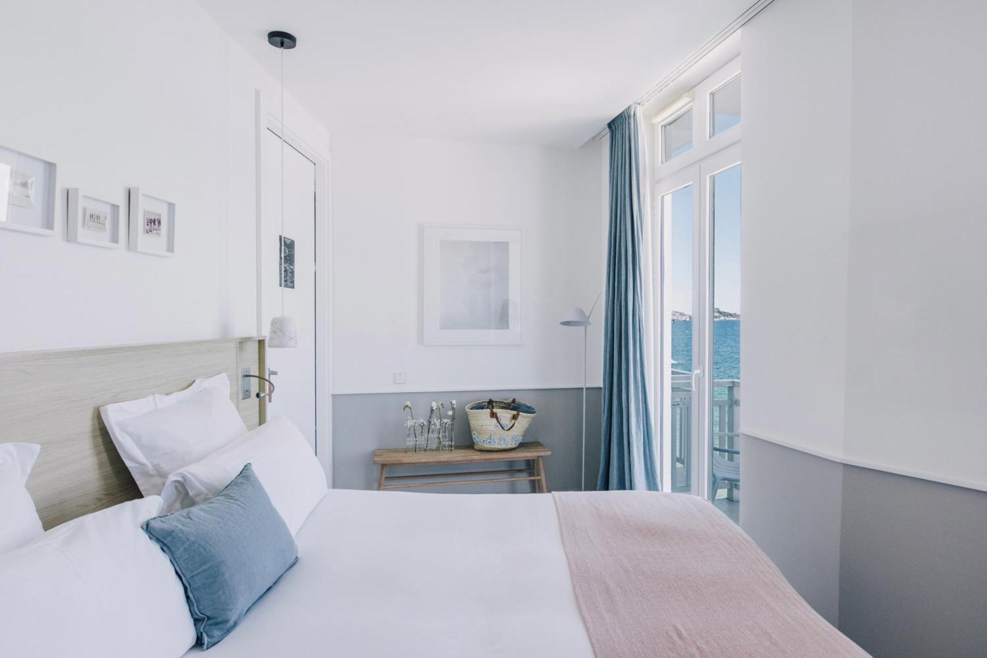 Deluxe Double Room Balcony
