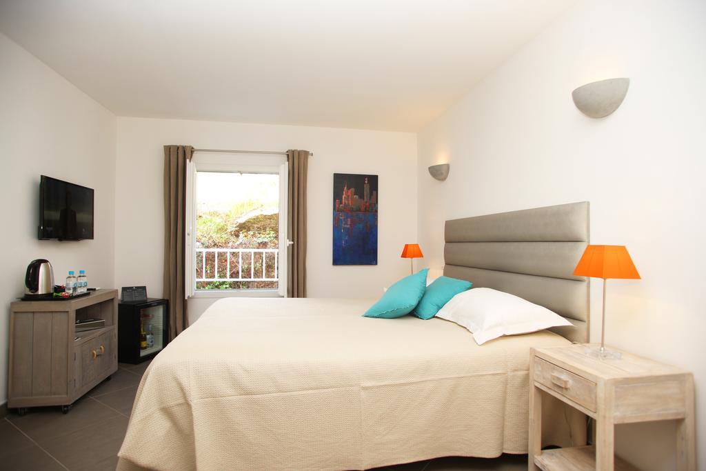 Superior King Room with Air Condition,712489513:JPEG