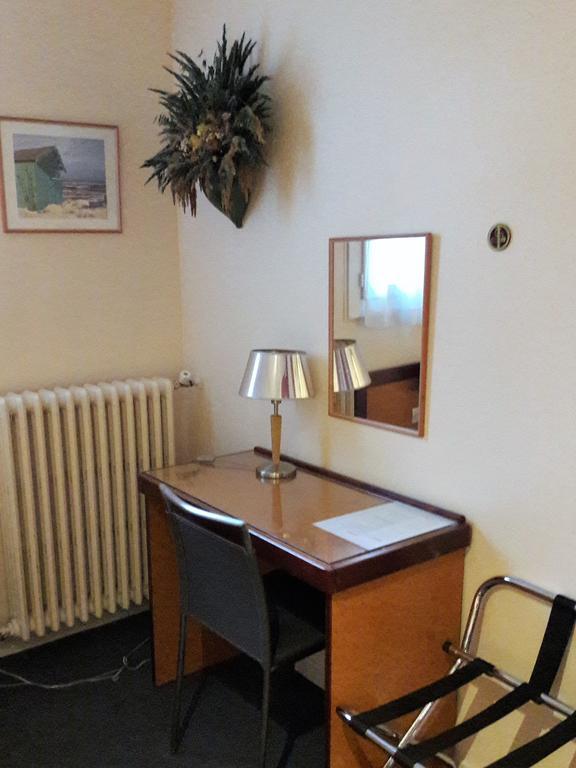 Single Room with Garden View,713934052:JPEG