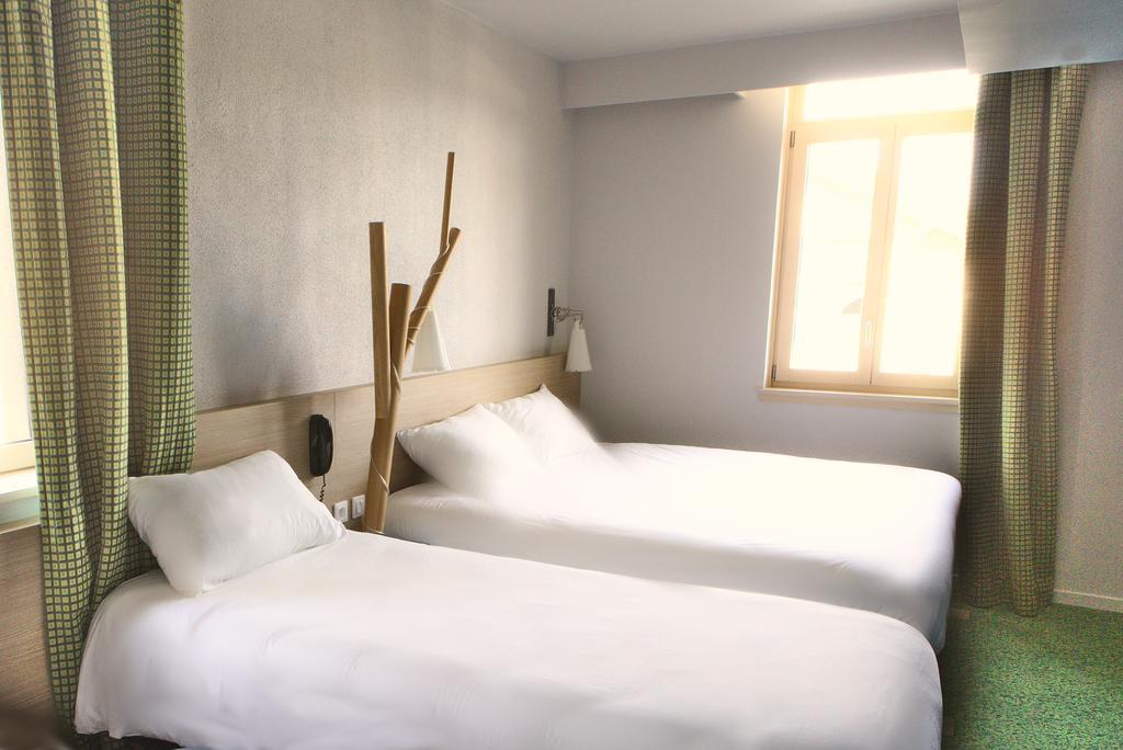 Standard Twin Room,884793232:JPEG