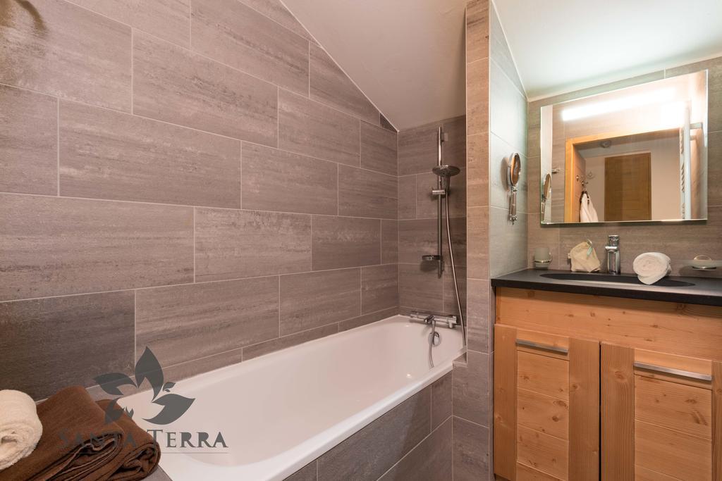 One-Bedroom Apartment 3